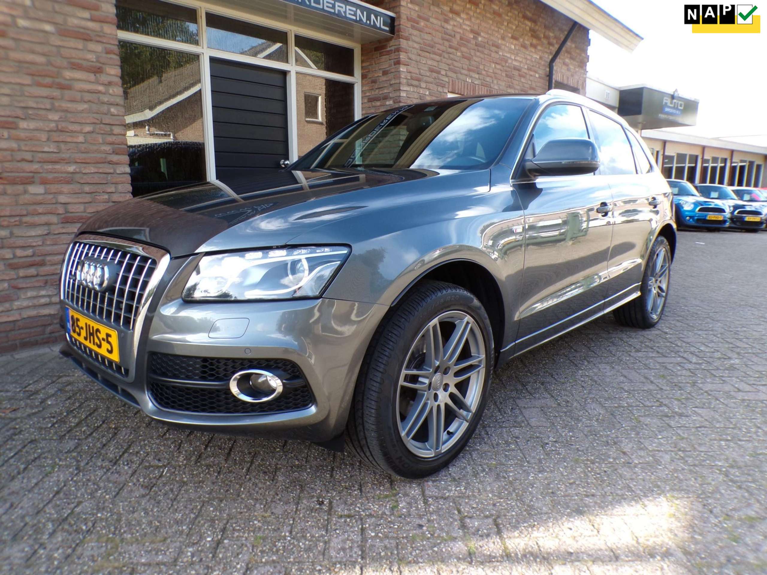 Audi - Q5