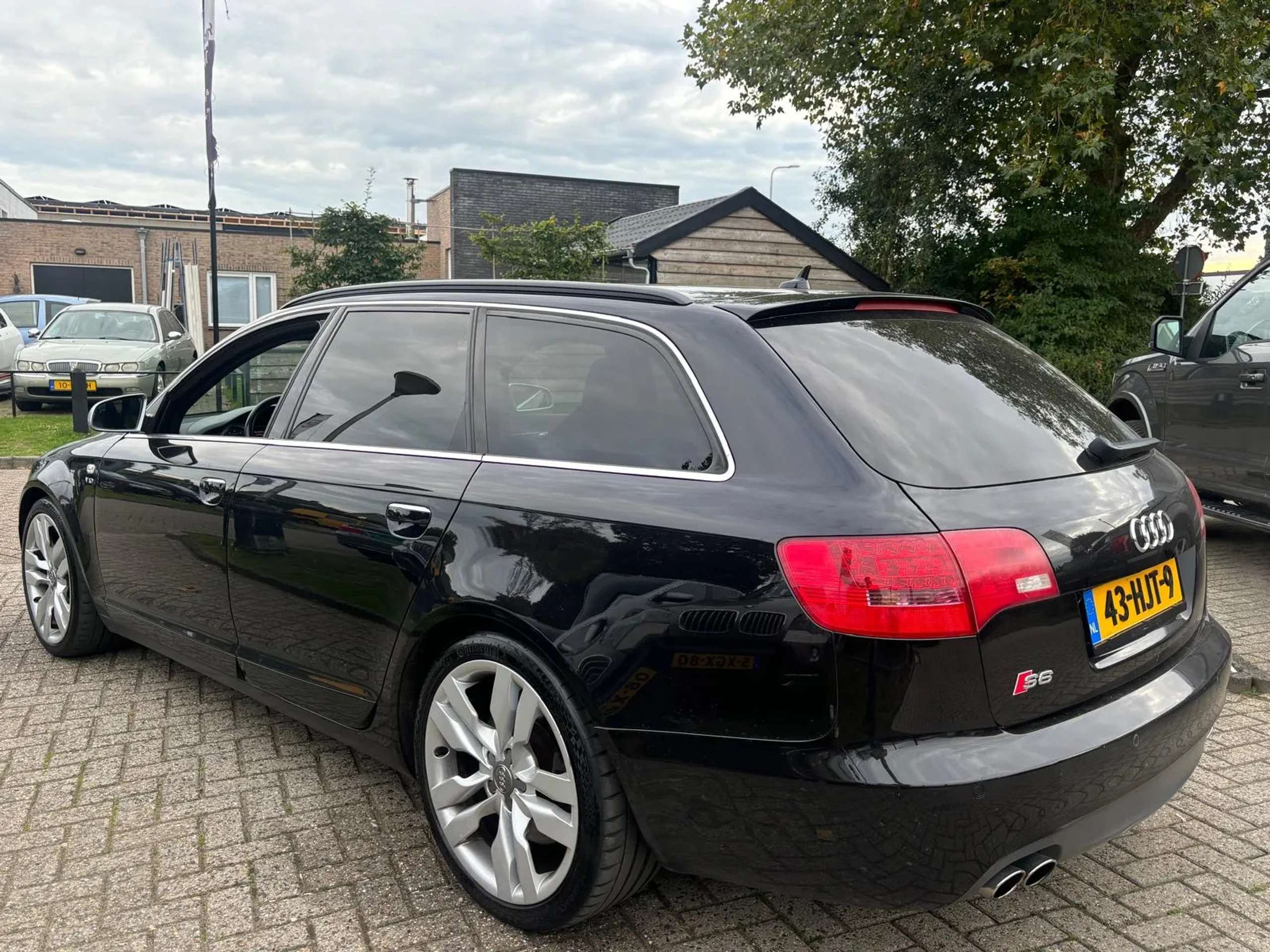 Audi - A6