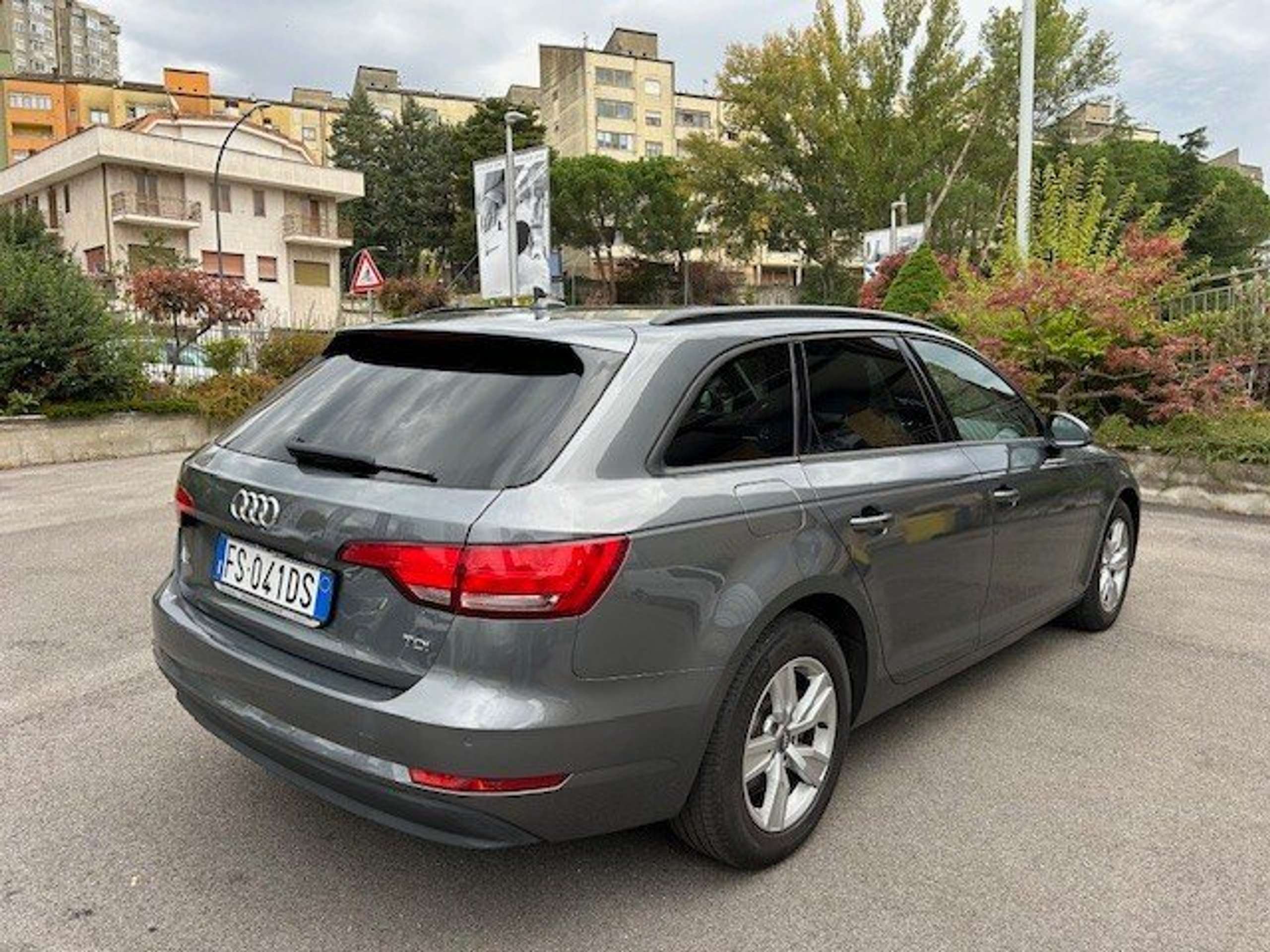 Audi - A4