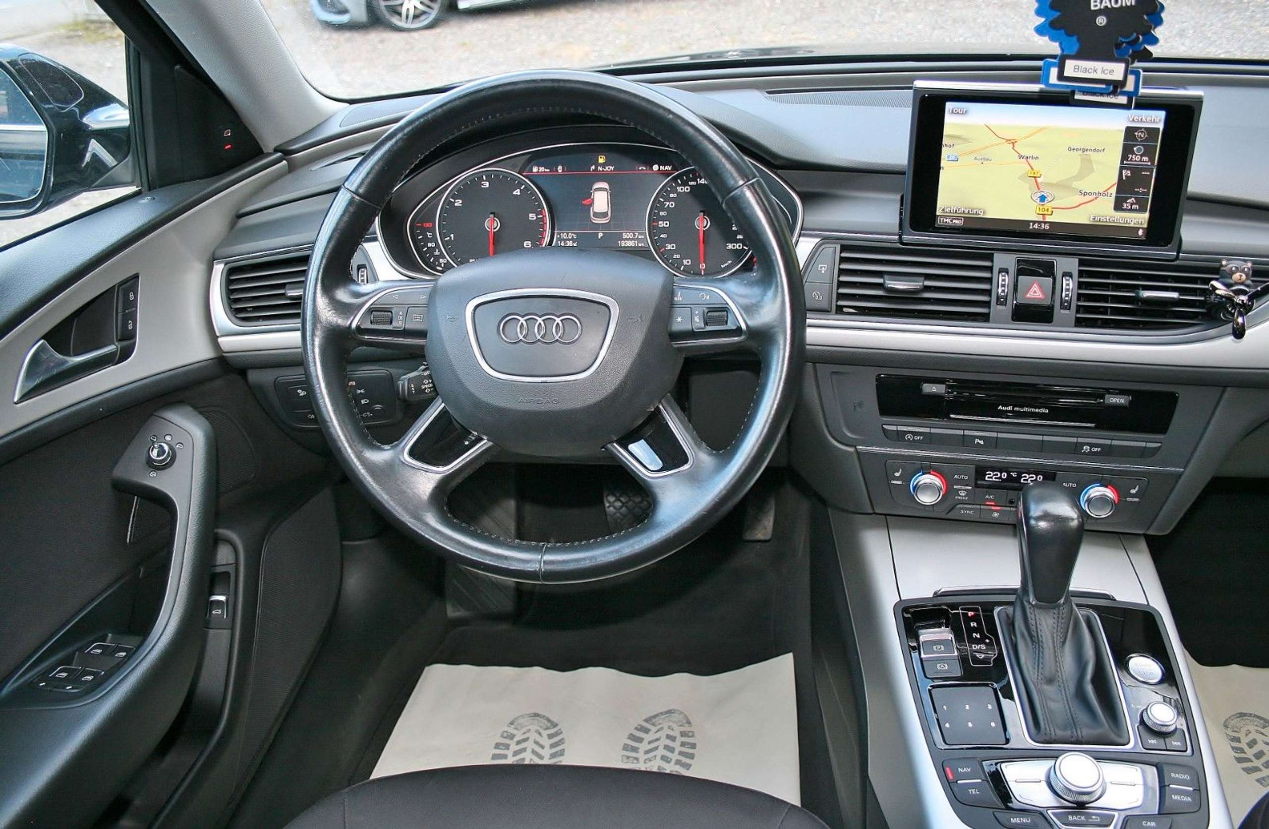 Audi - A6