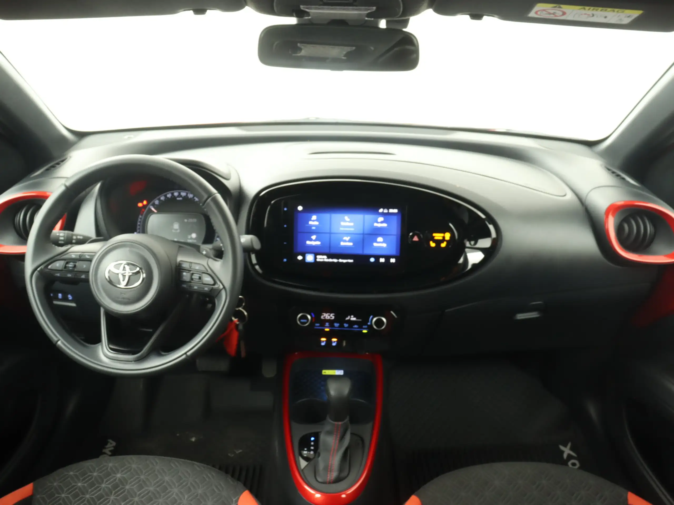 Toyota - Aygo X