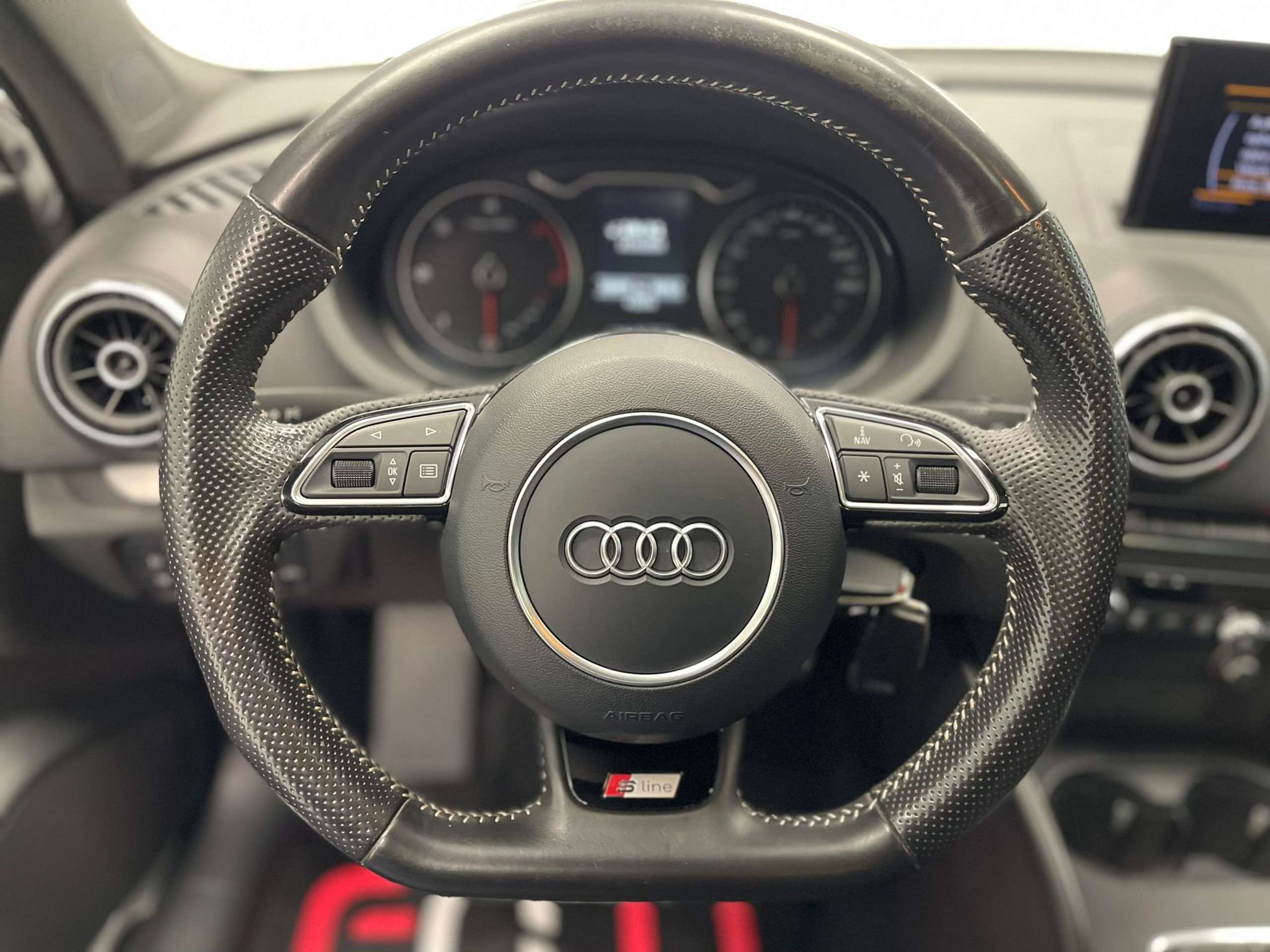 Audi - A3