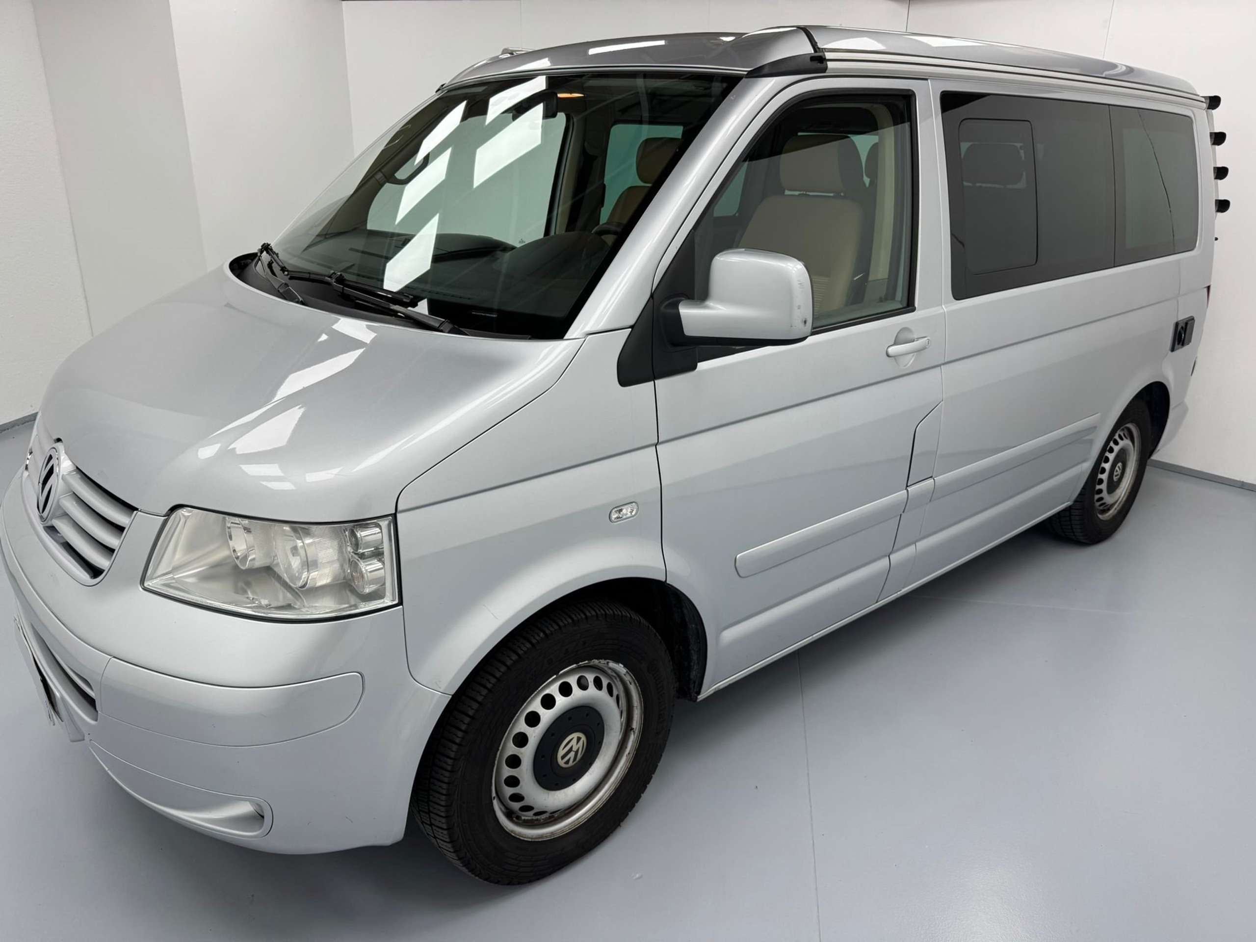 Volkswagen - T5 California