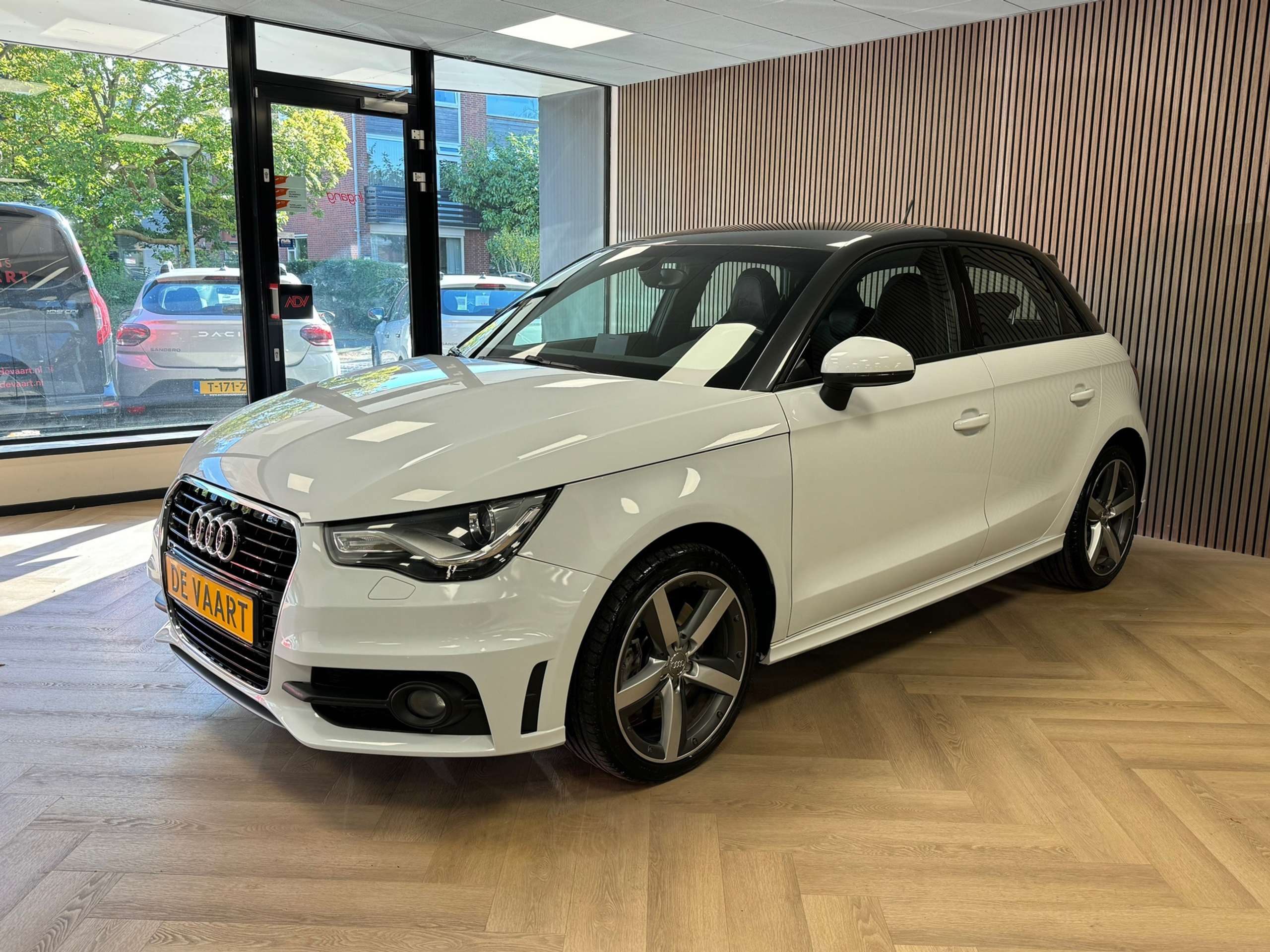 Audi - A1