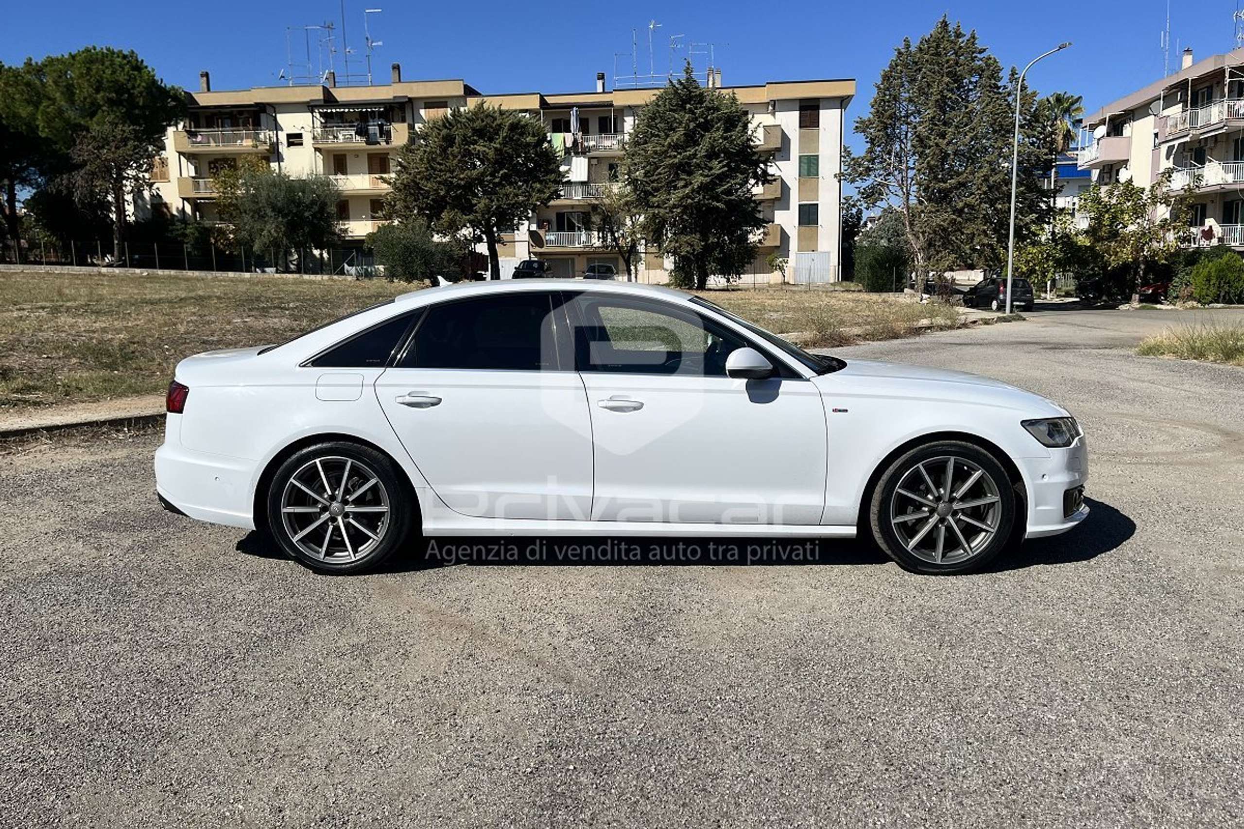 Audi - A6