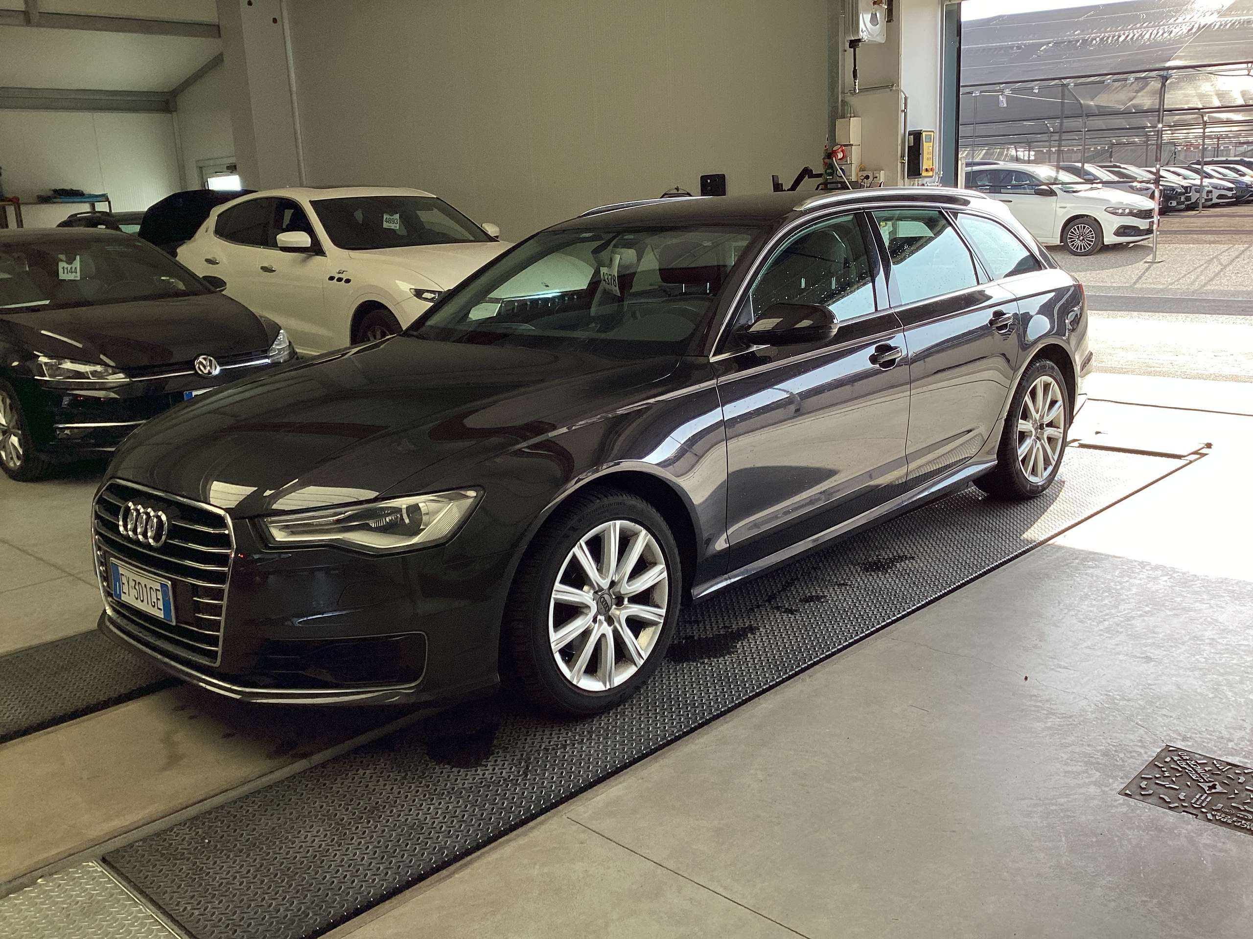 Audi - A6