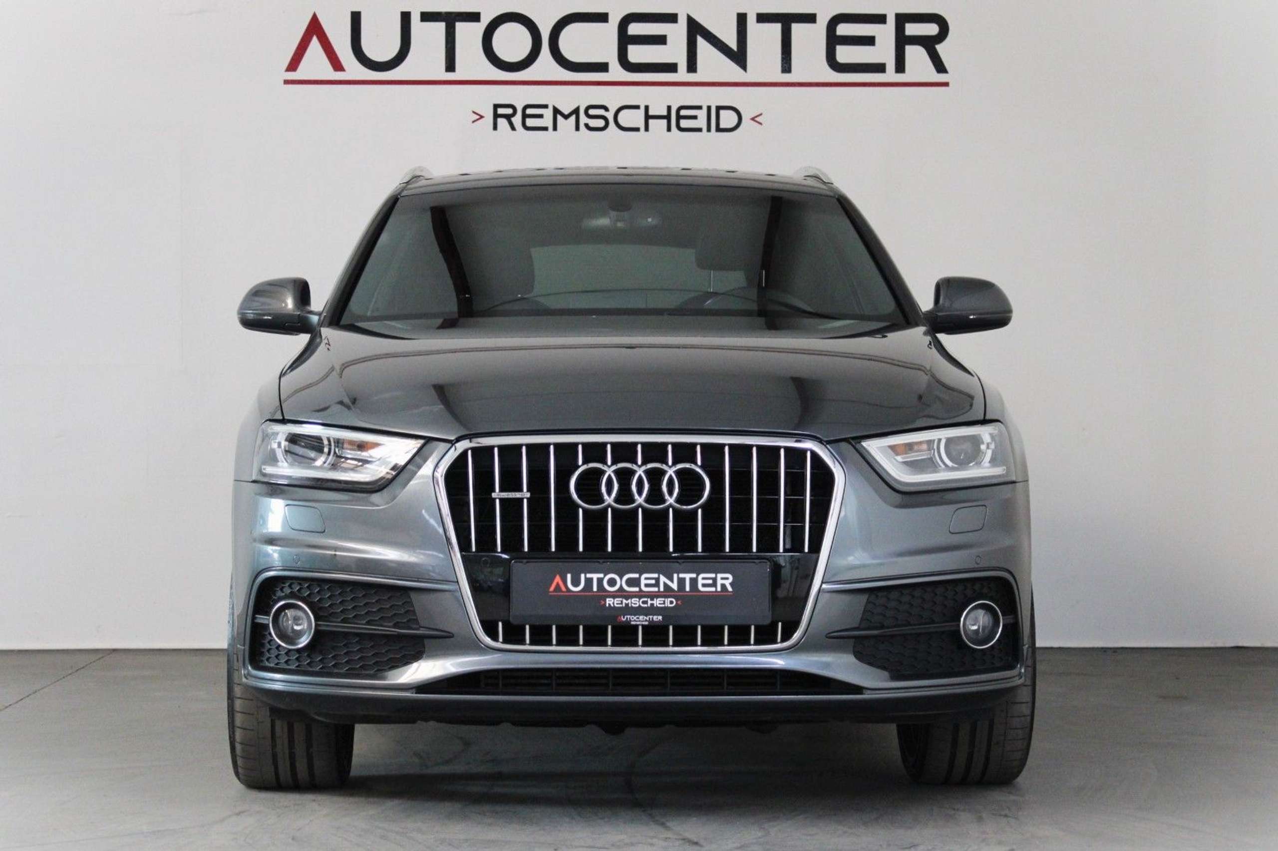 Audi - Q3