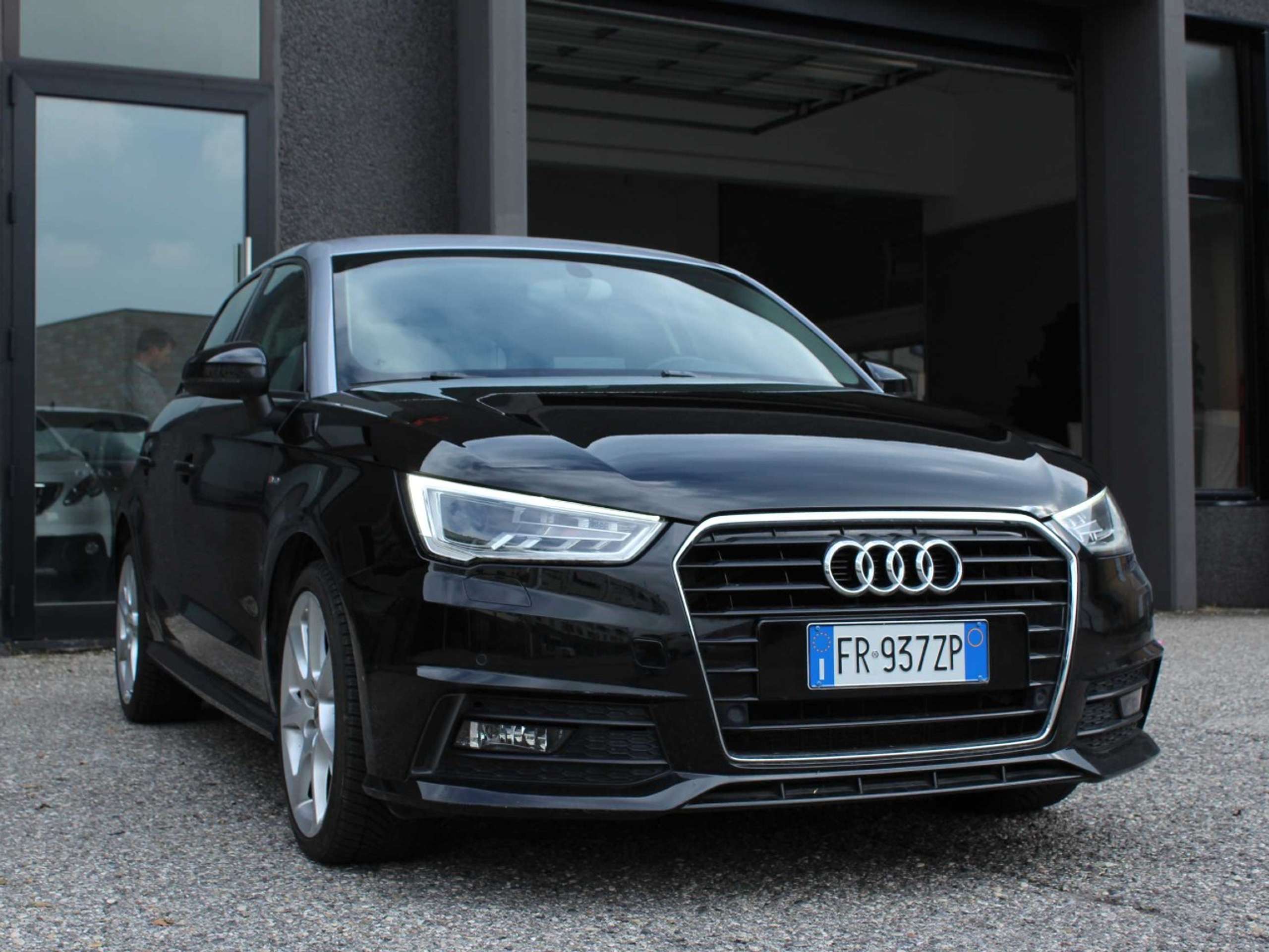 Audi - A1