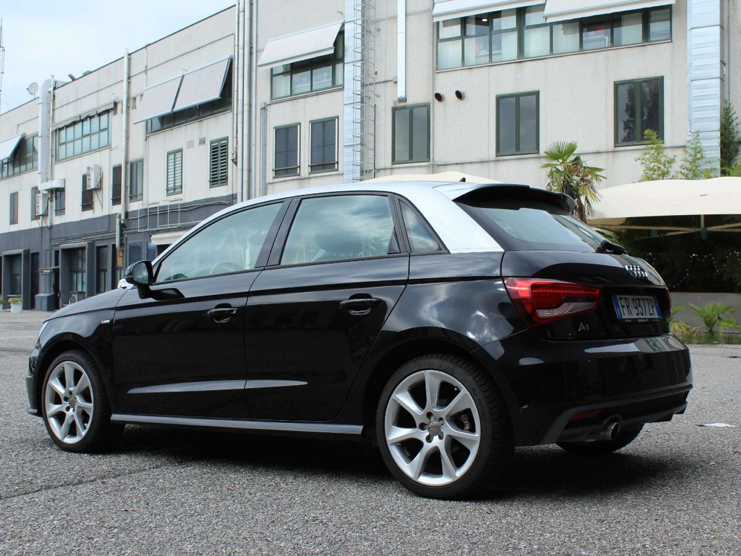 Audi - A1