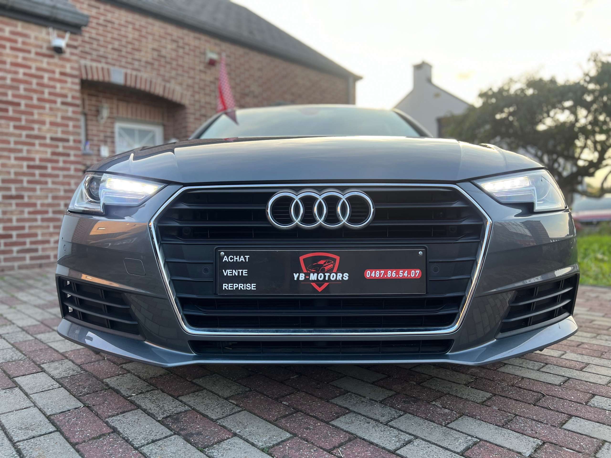 Audi - A4