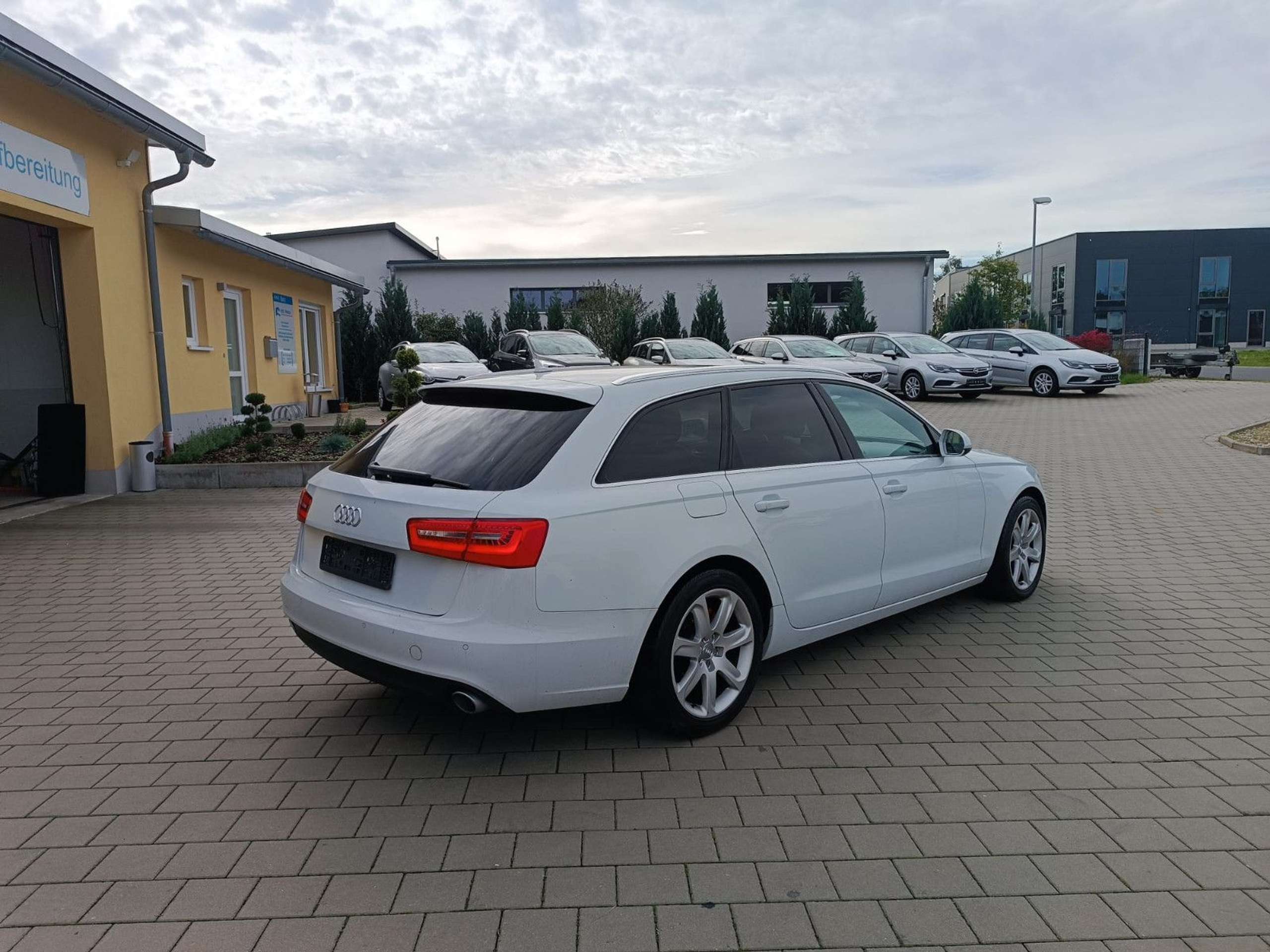 Audi - A6