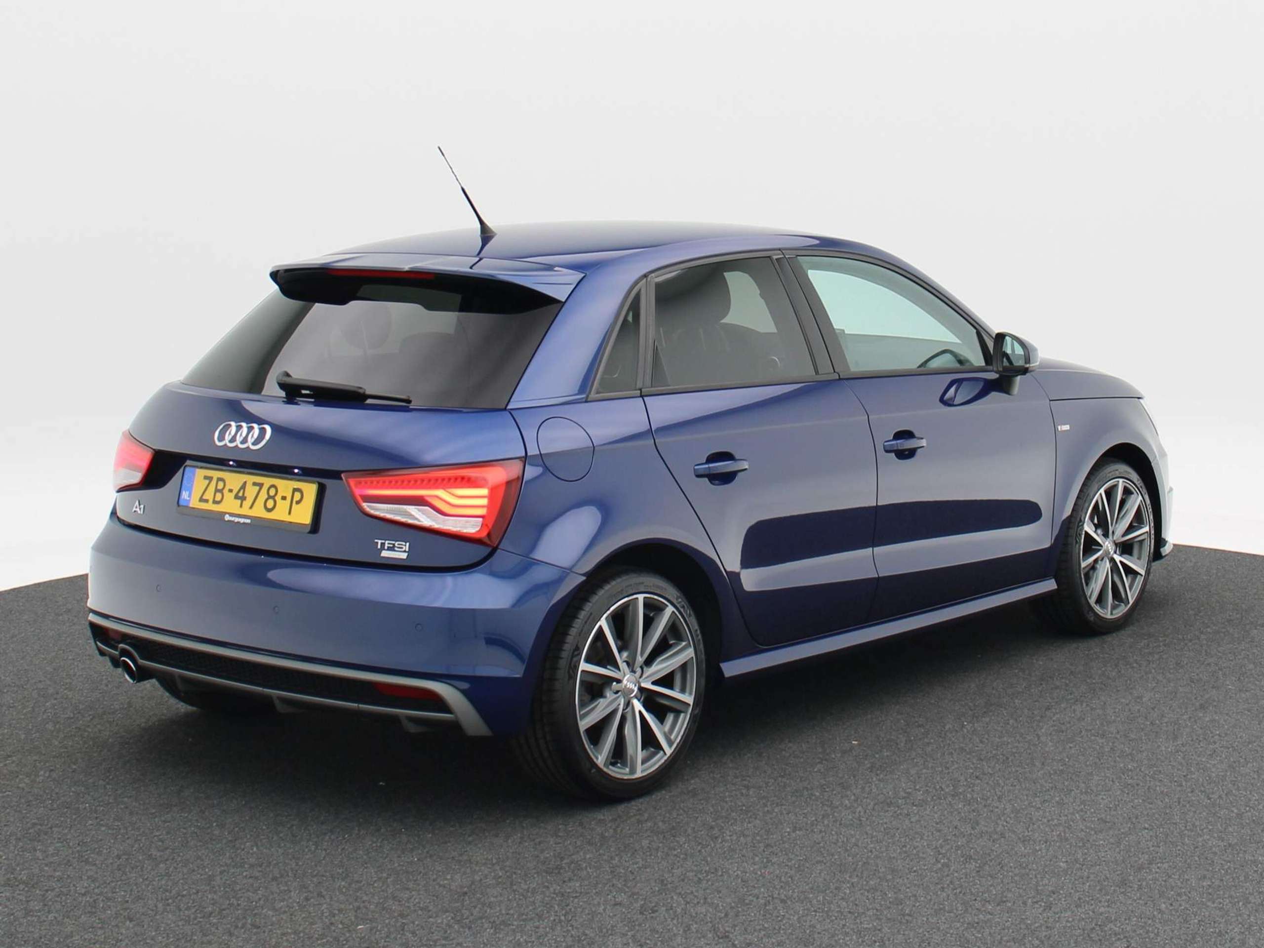 Audi - A1