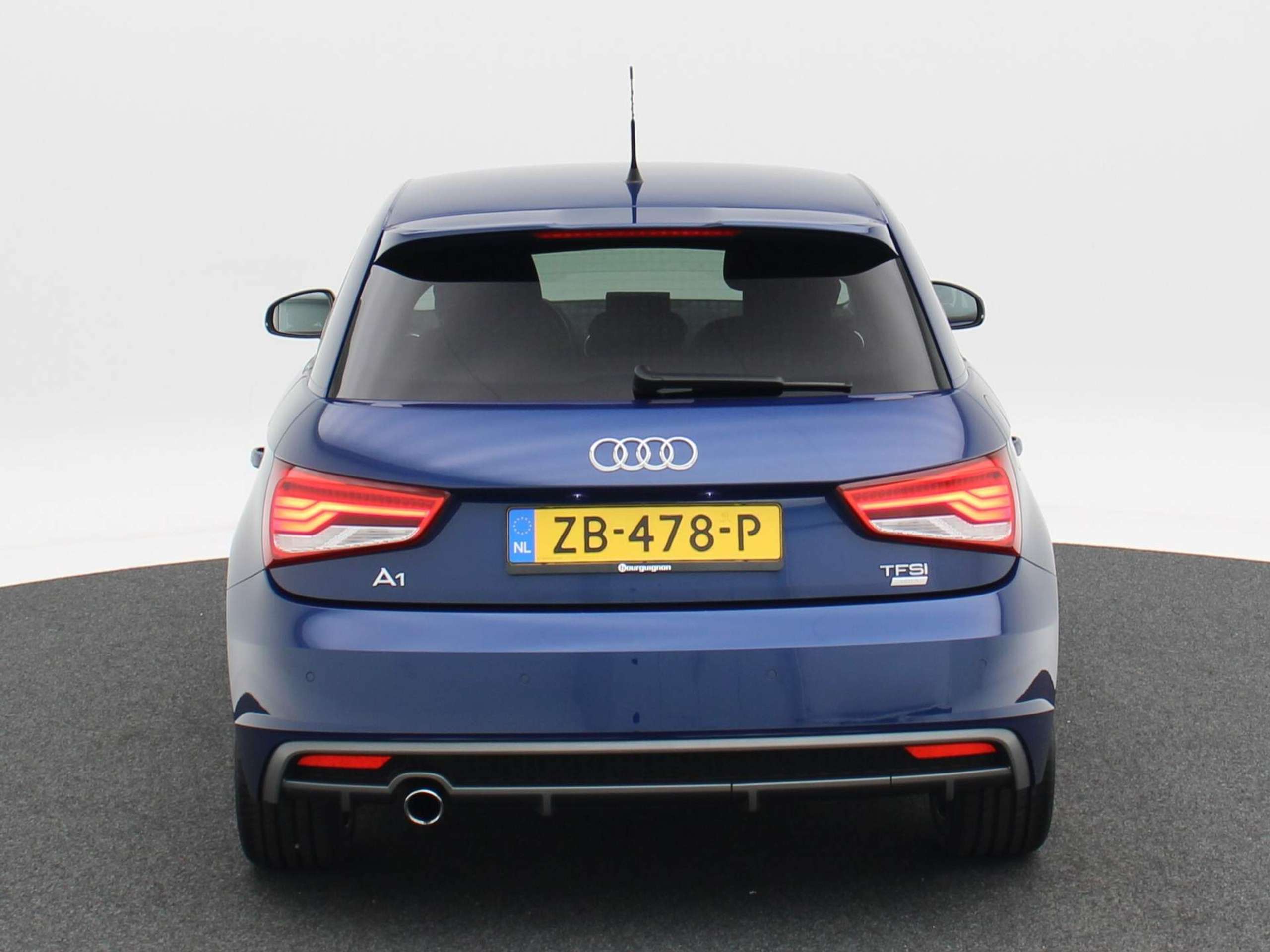 Audi - A1