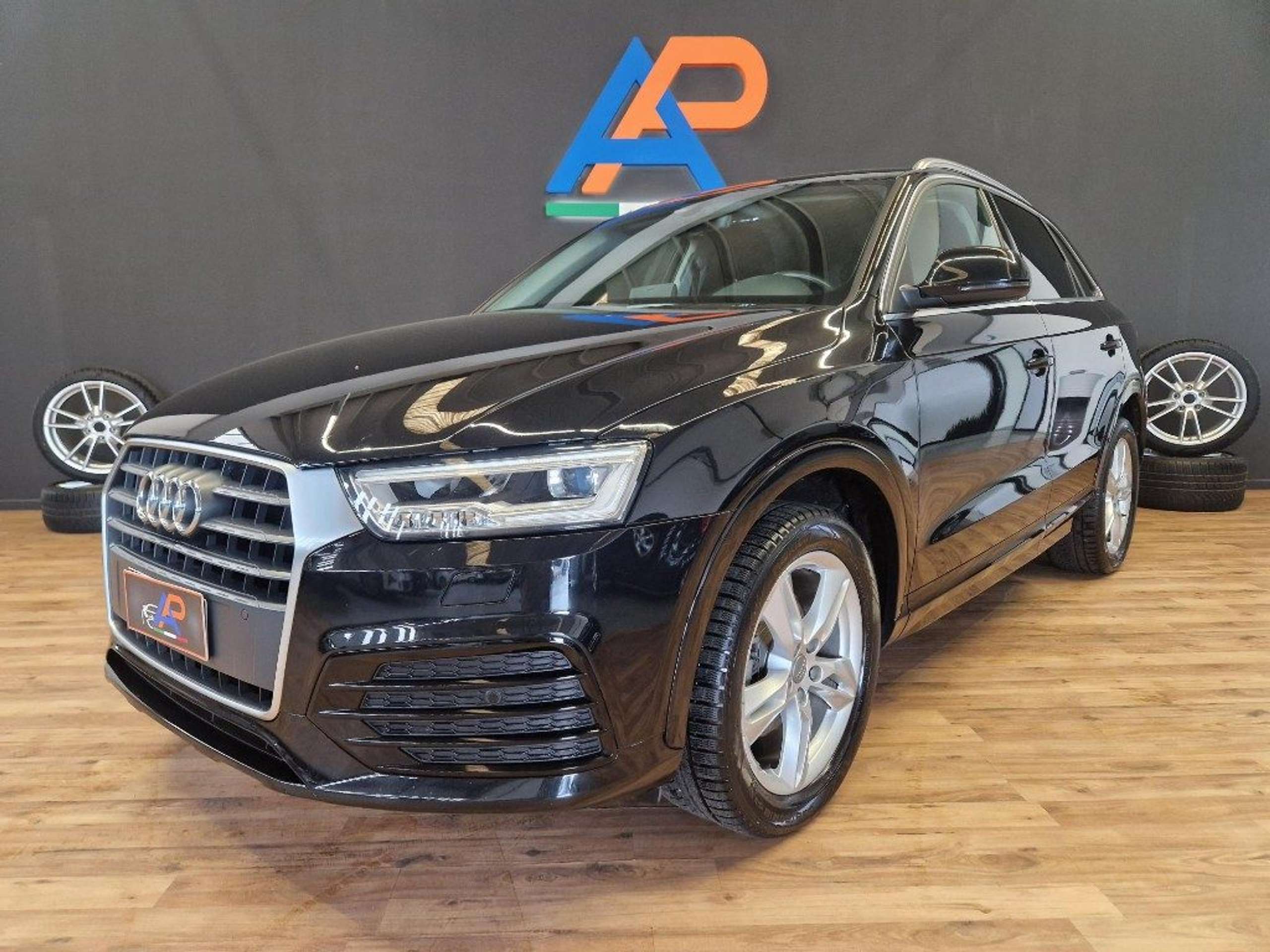 Audi - Q3