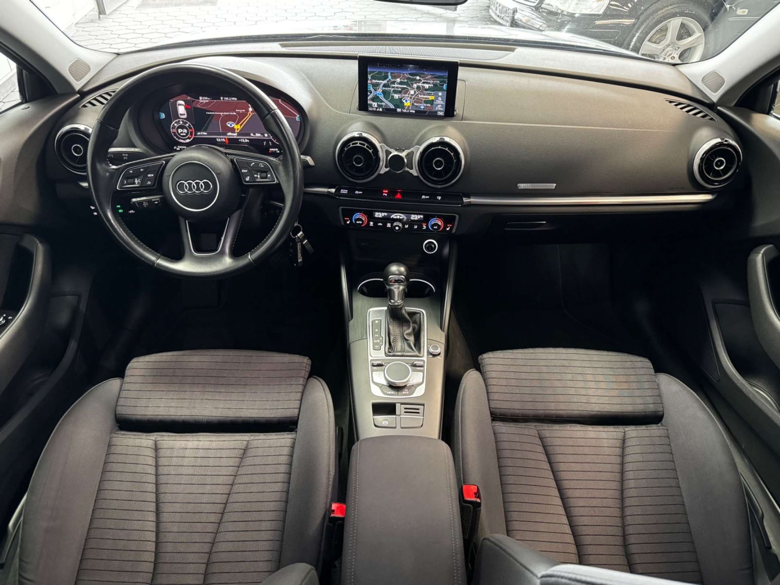 Audi - A3