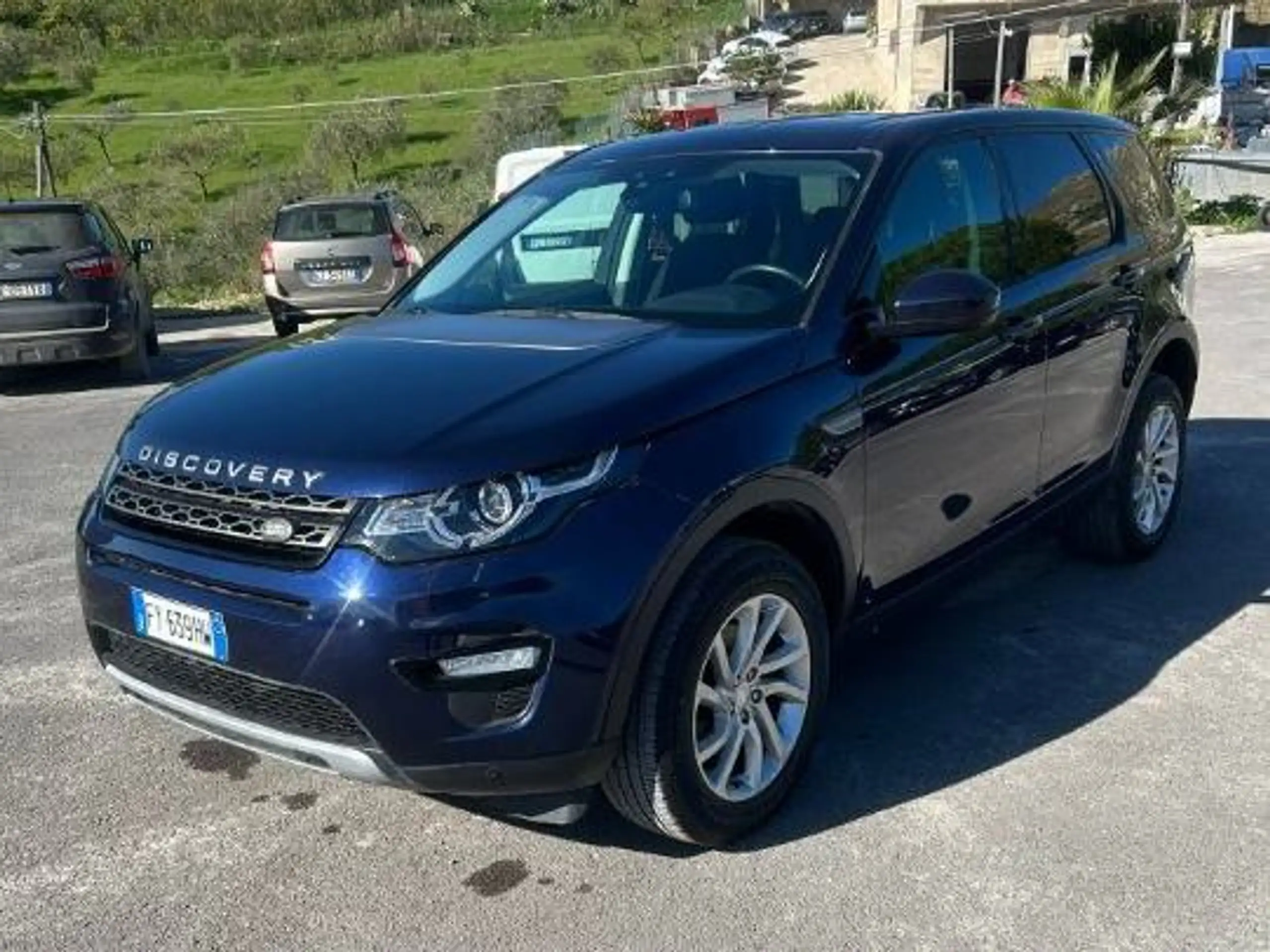 Land Rover - Discovery Sport