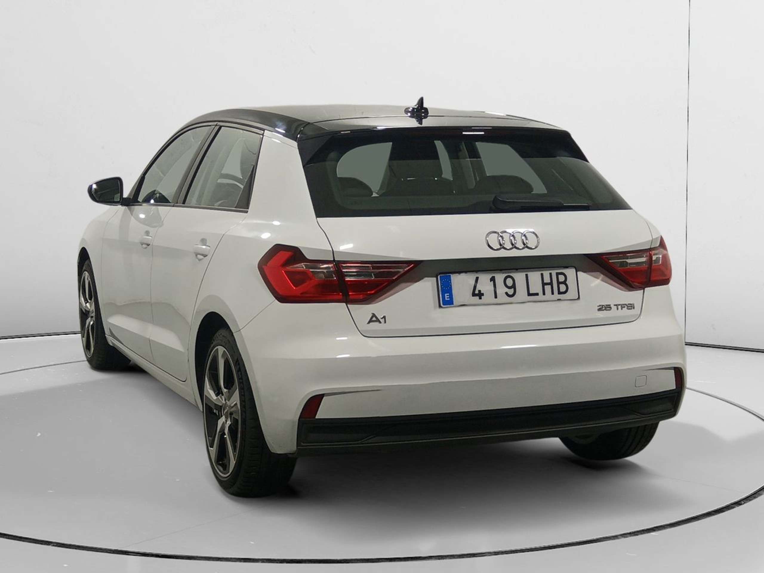 Audi - A1