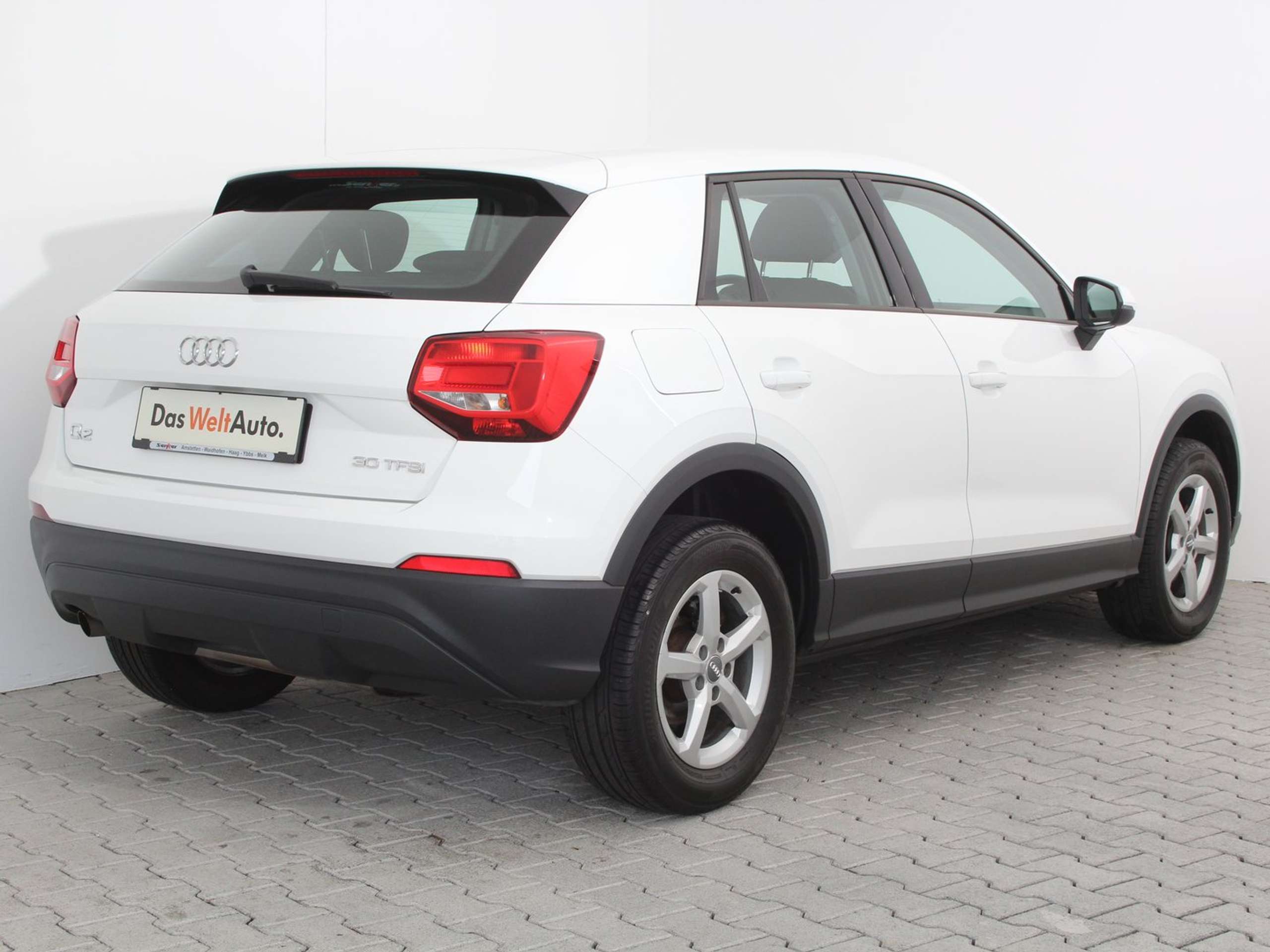 Audi - Q2