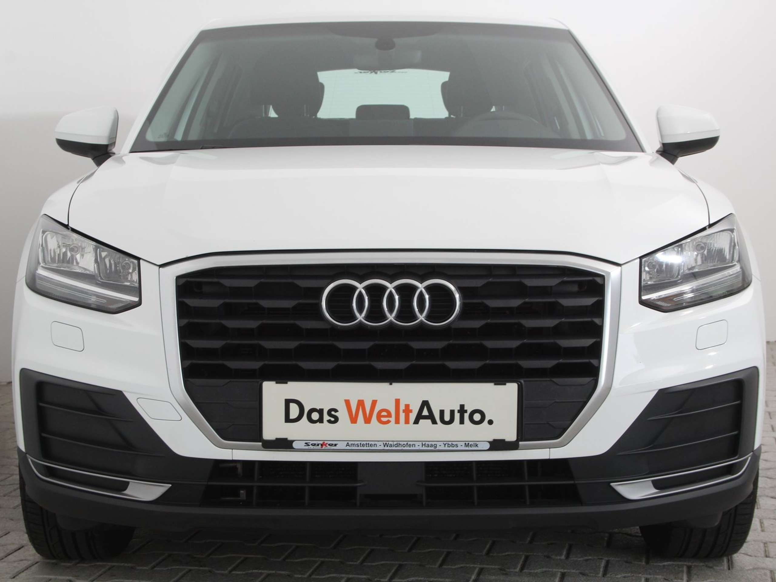 Audi - Q2