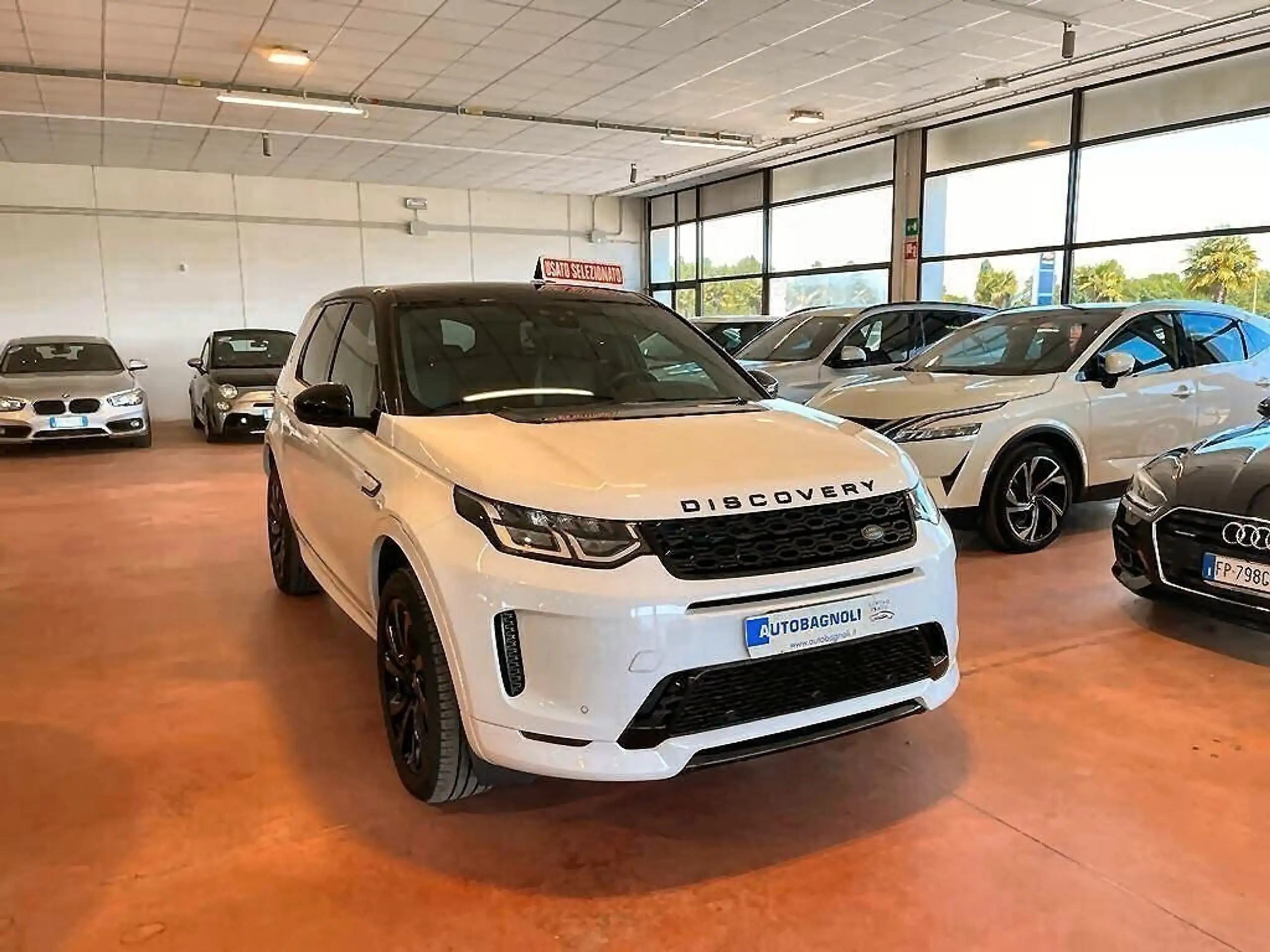 Land Rover - Discovery Sport