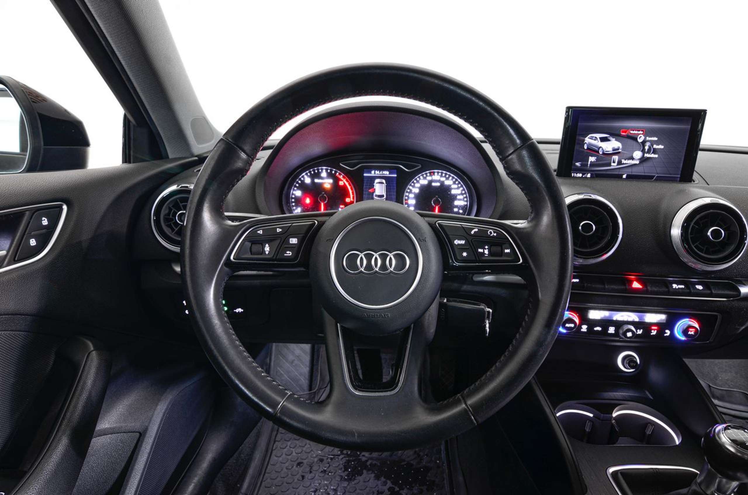 Audi - A3