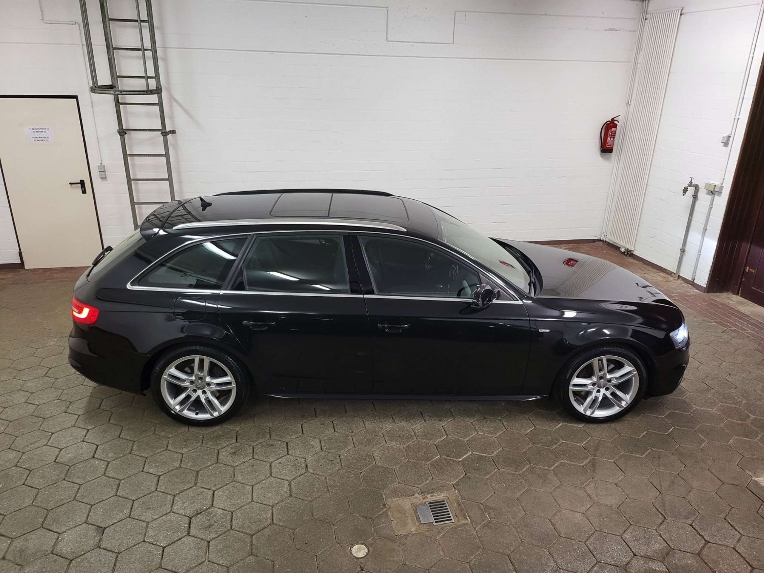 Audi - A4