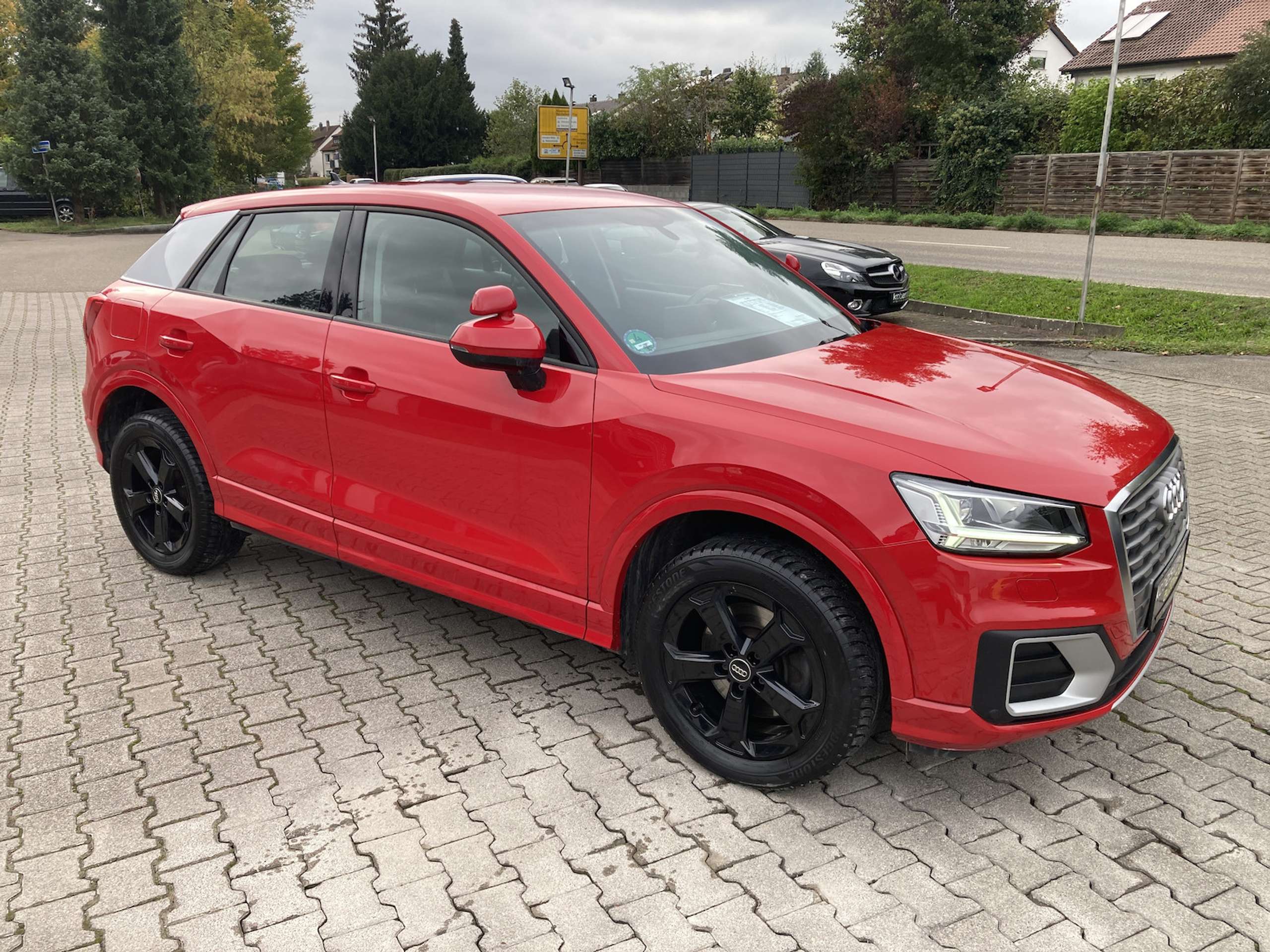 Audi - Q2