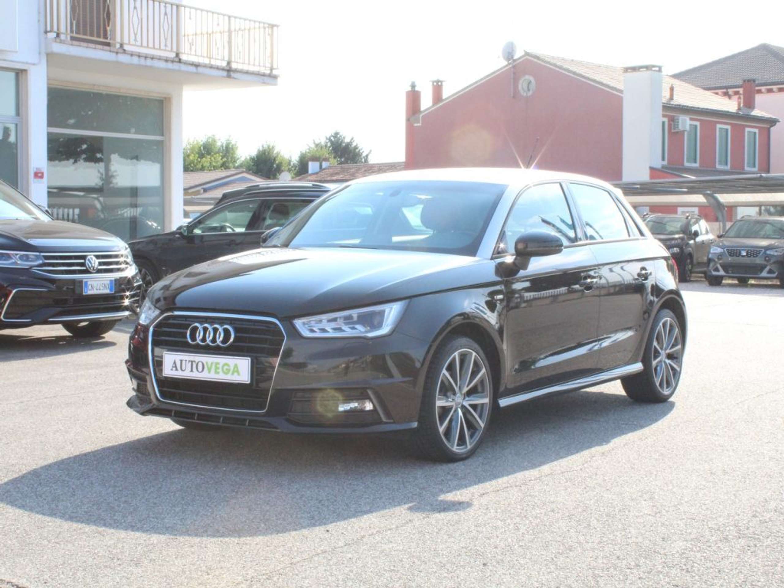 Audi - A1