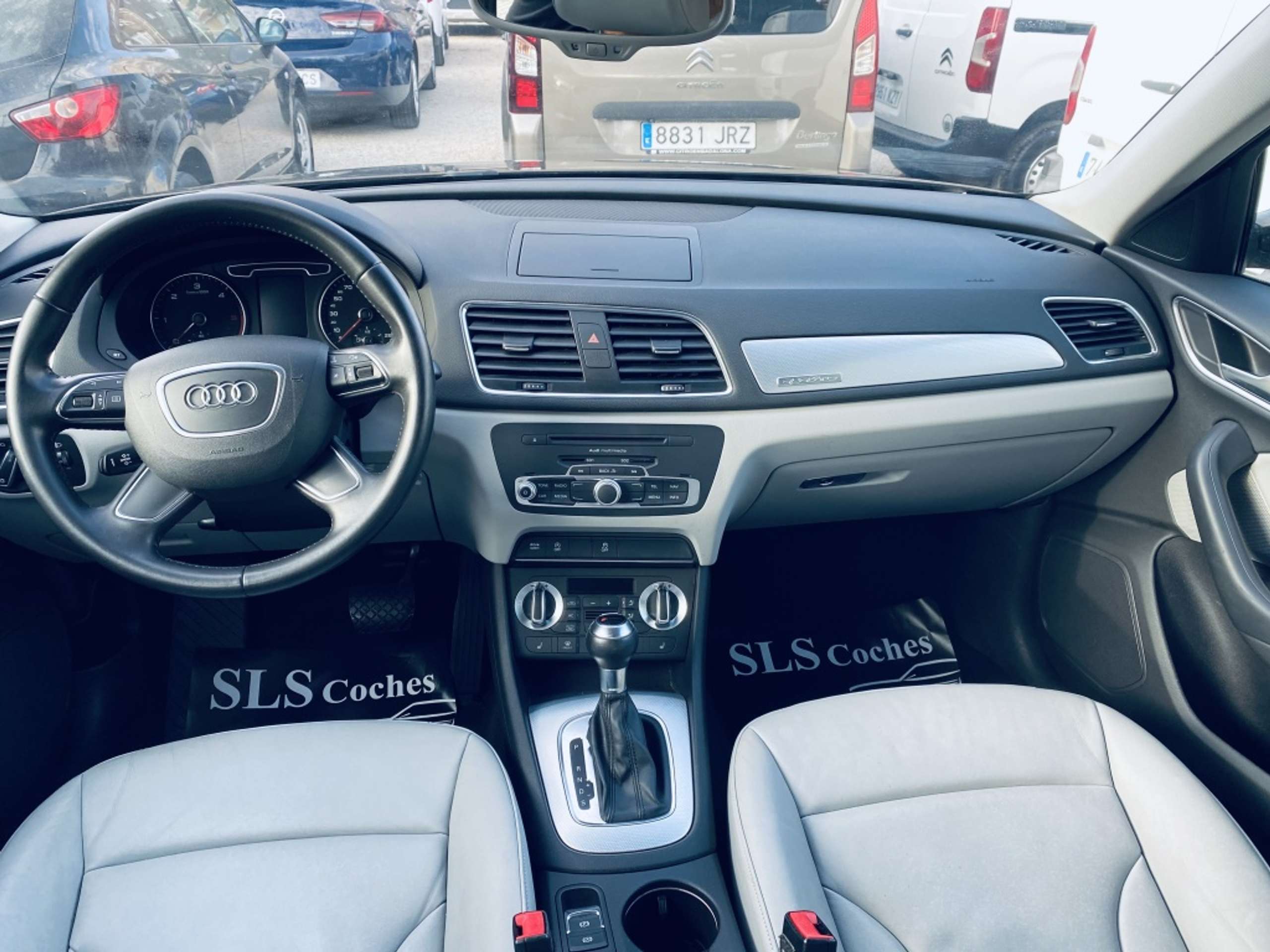 Audi - Q3