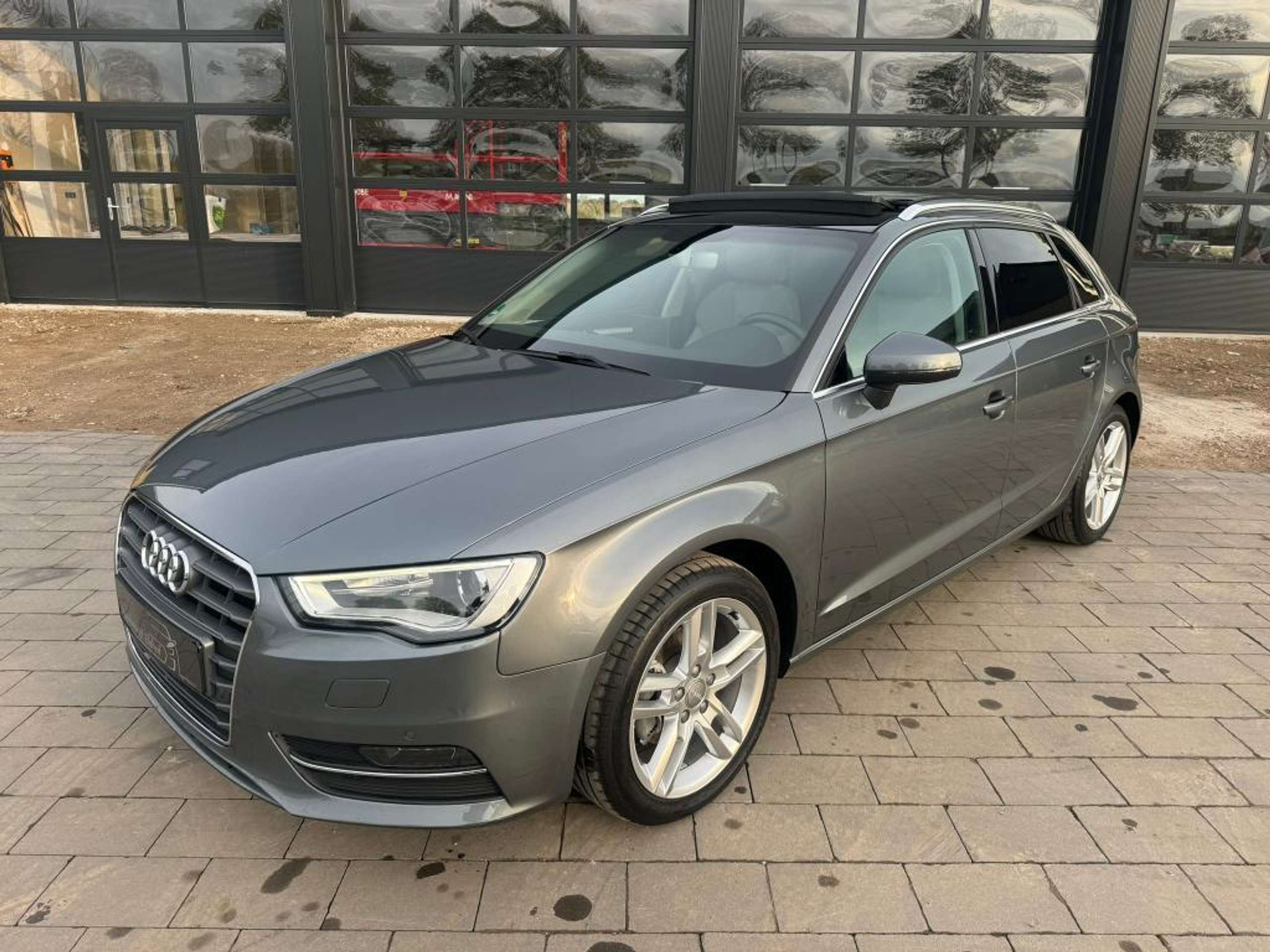 Audi - A3