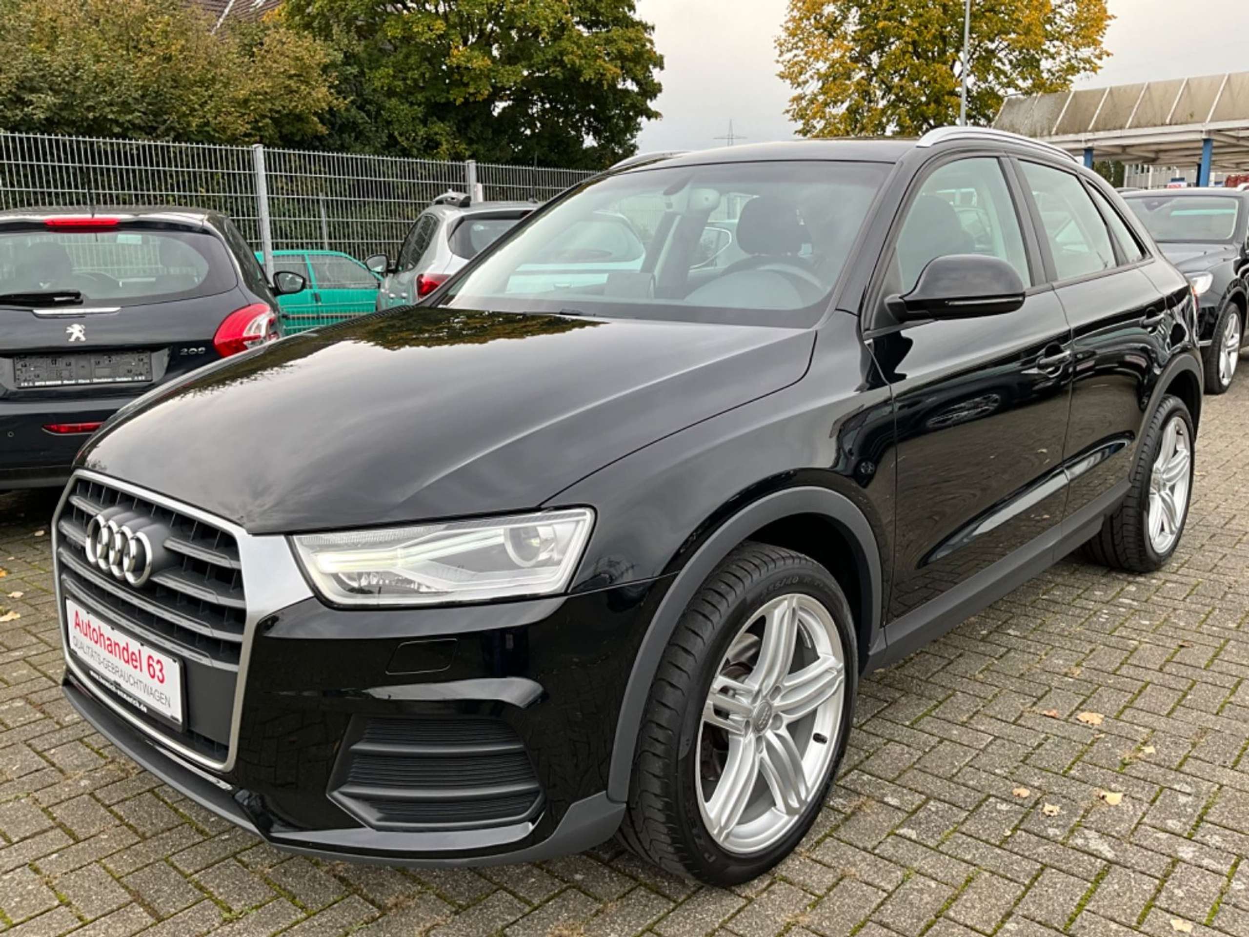 Audi - Q3