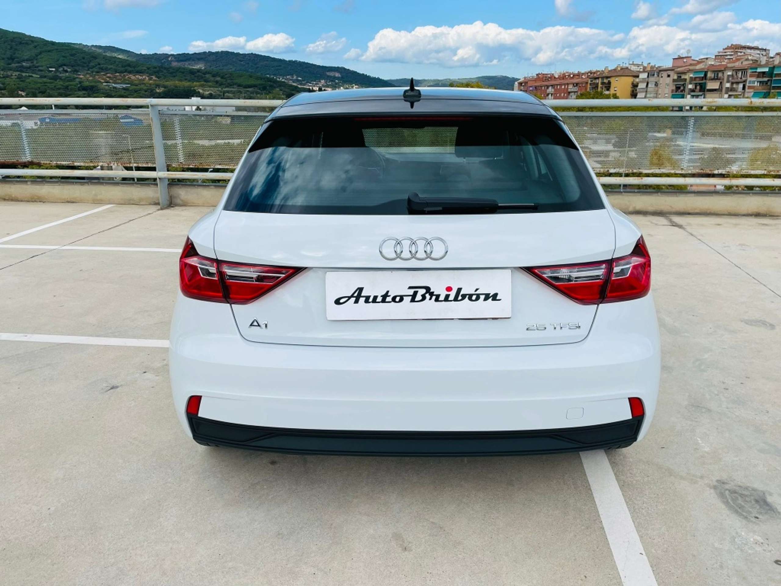 Audi - A1