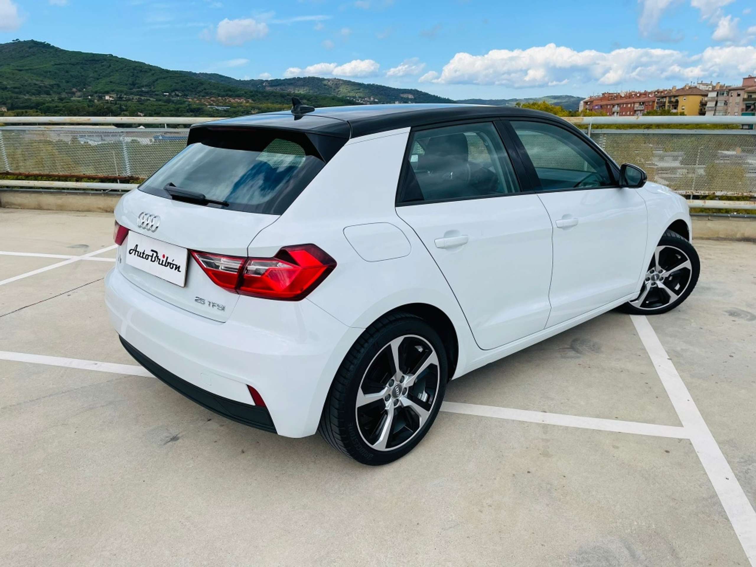 Audi - A1