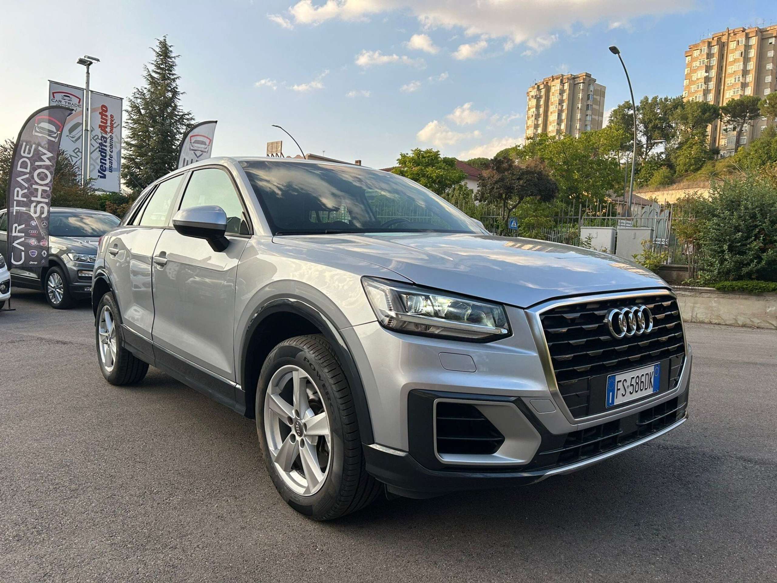 Audi - Q2