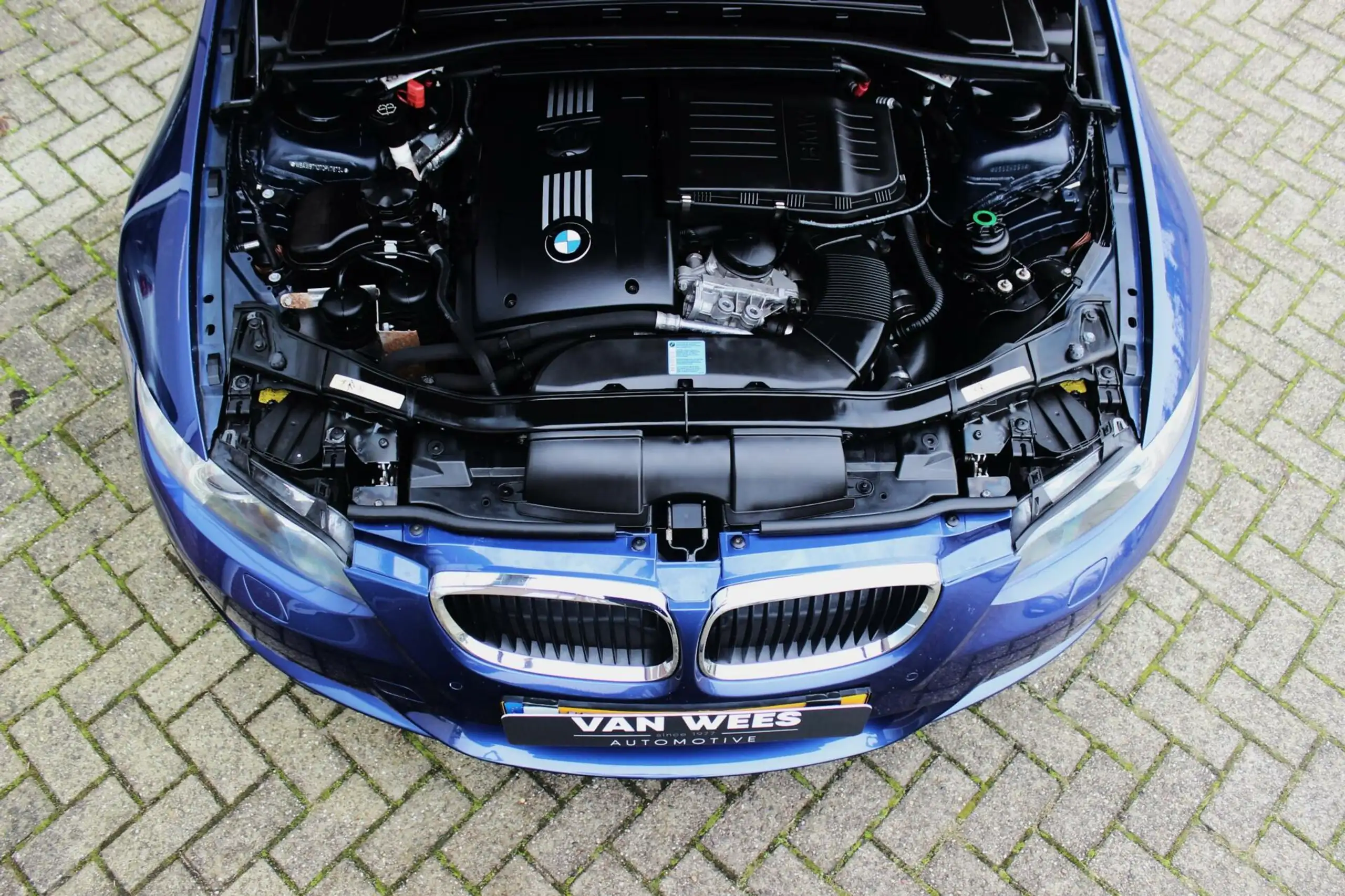 BMW - 335