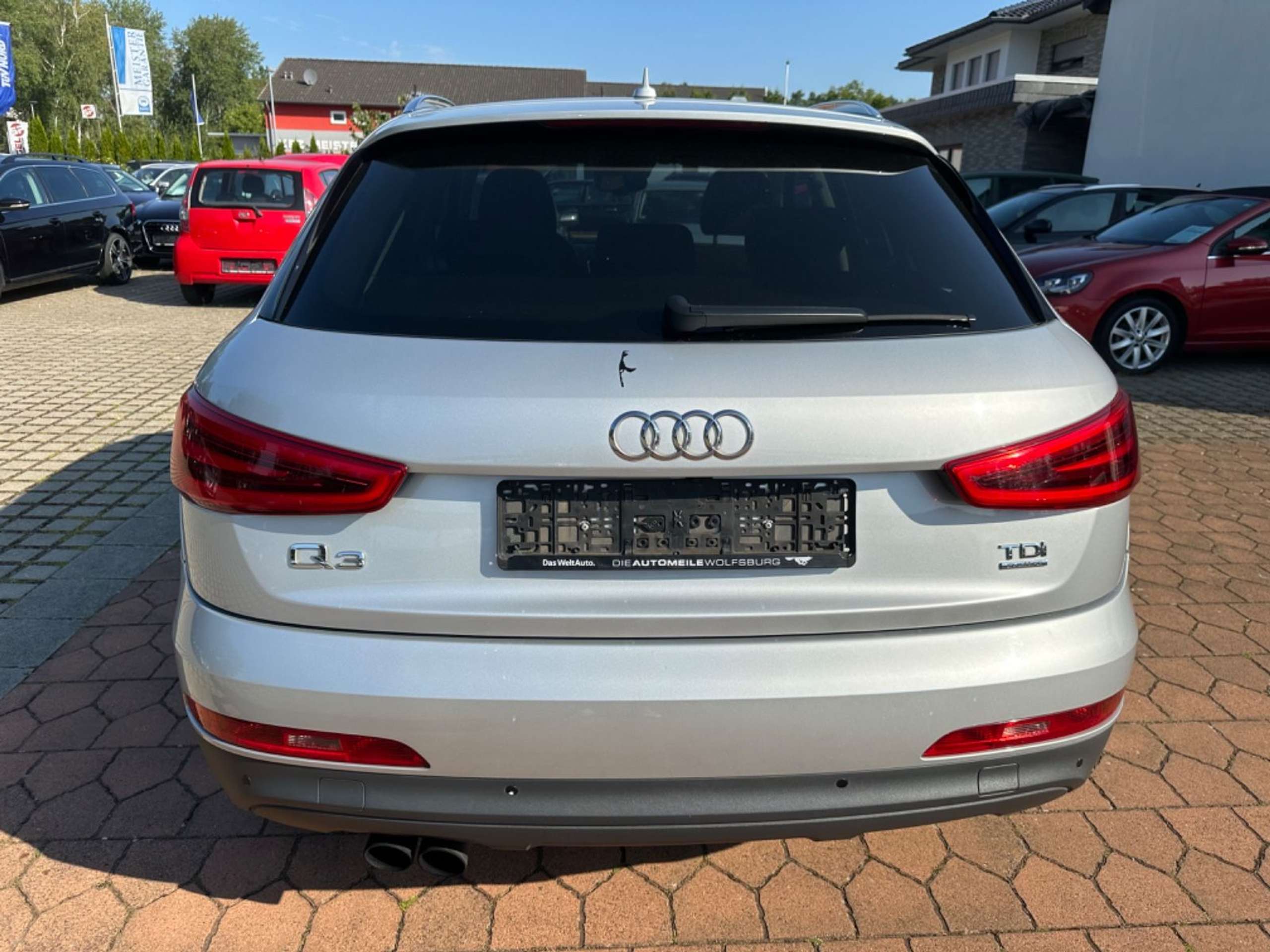 Audi - Q3