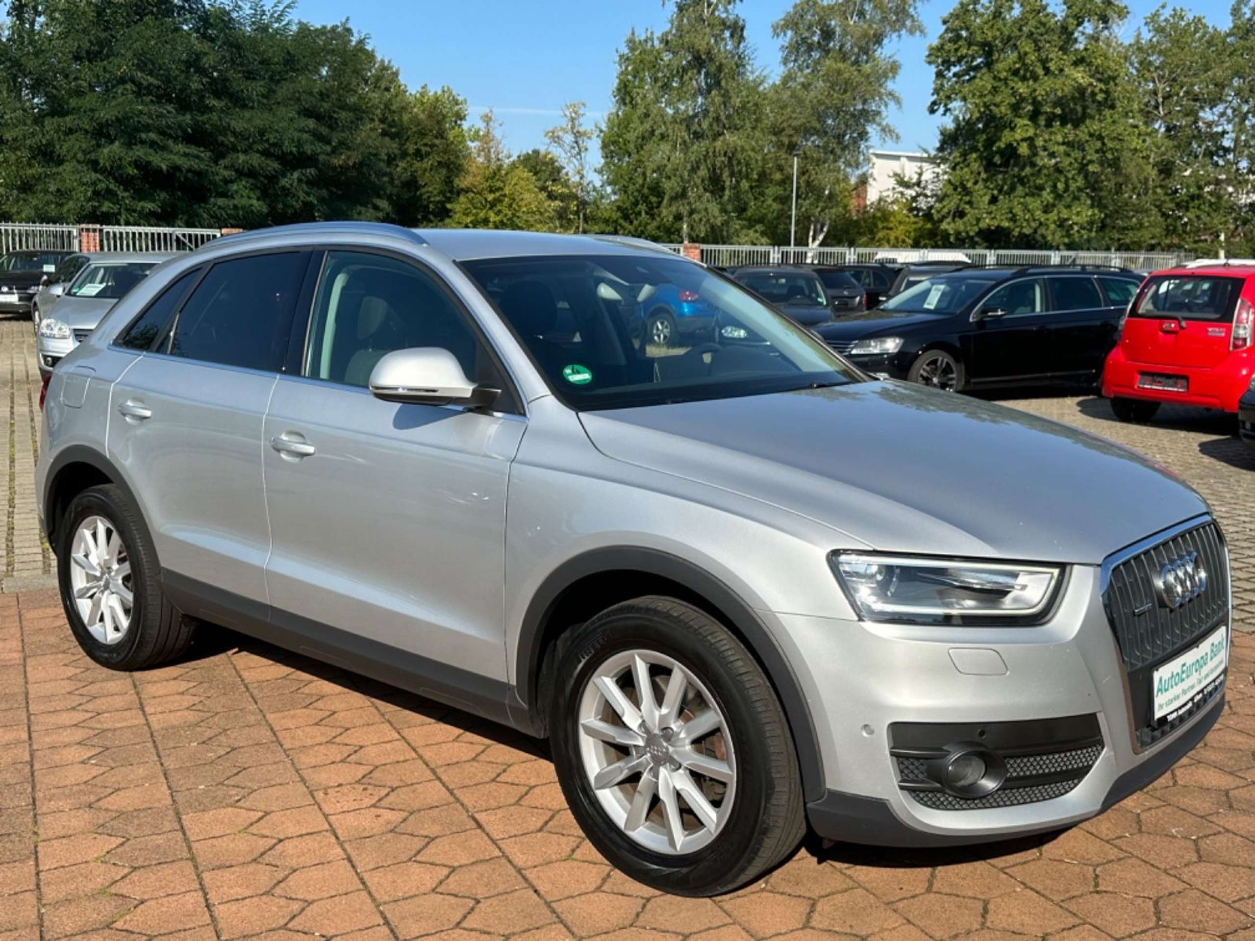 Audi - Q3