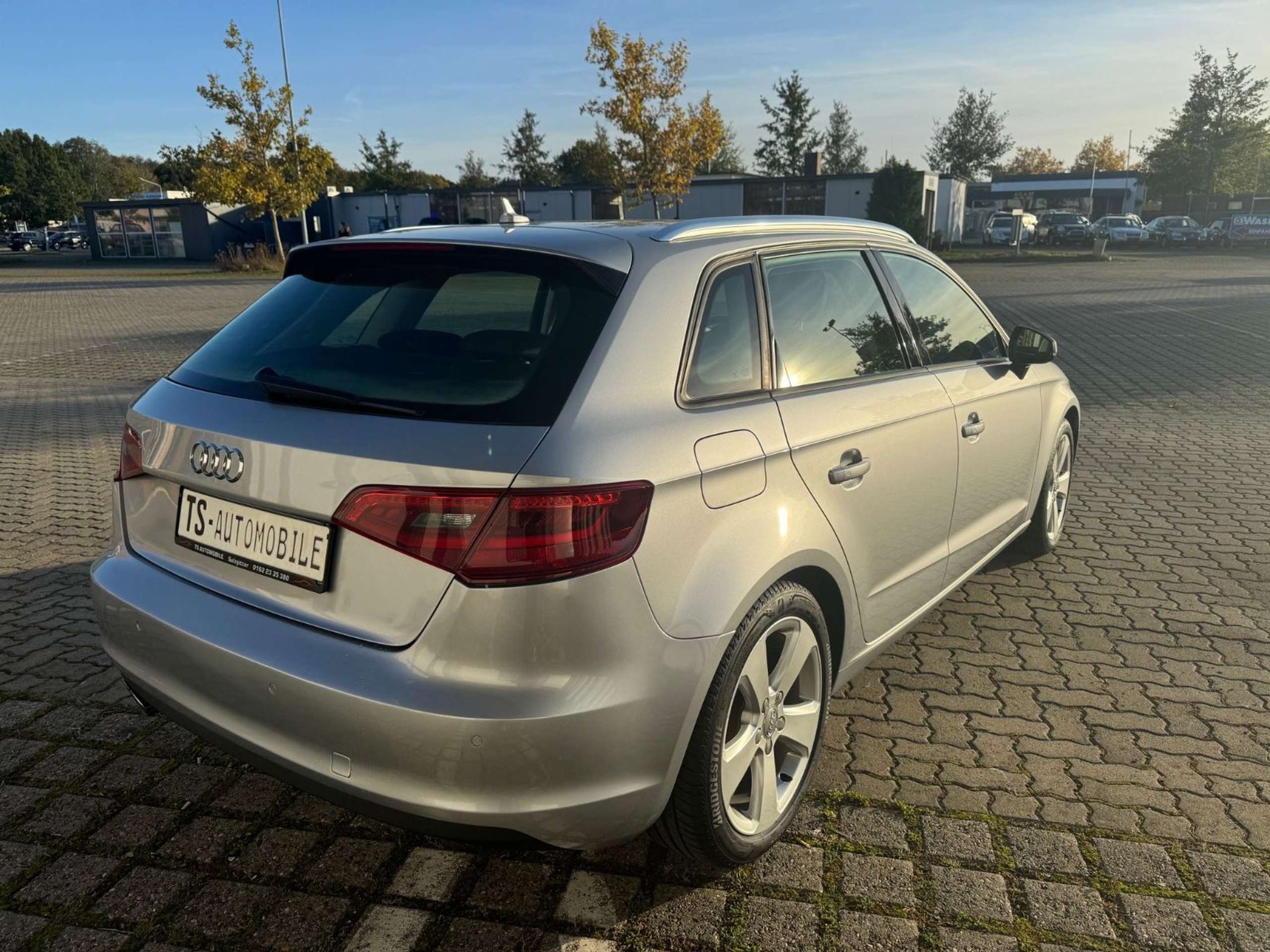 Audi - A3