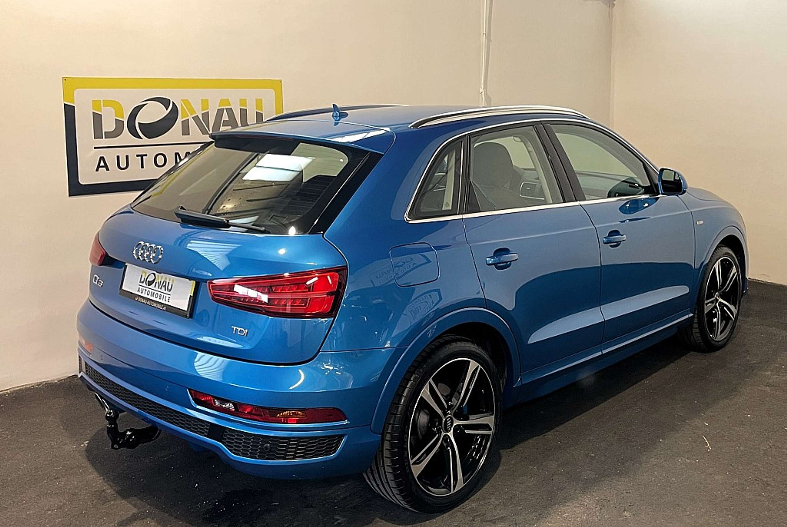 Audi - Q3