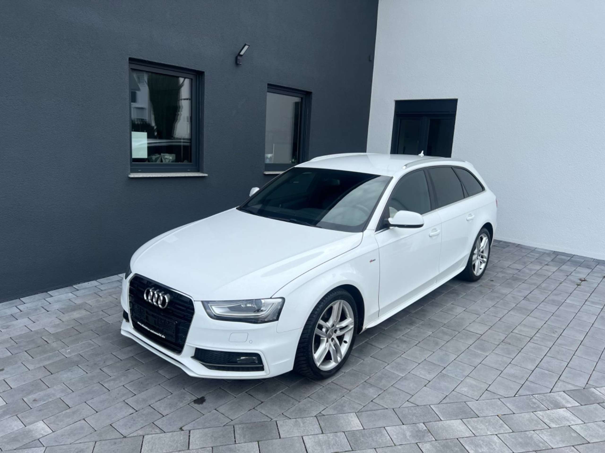 Audi - A4