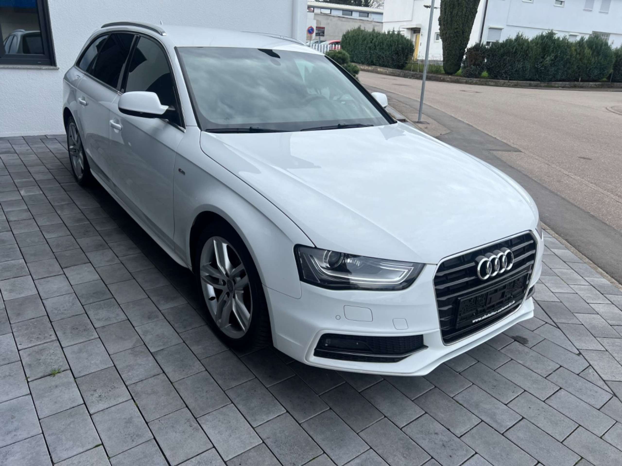 Audi - A4