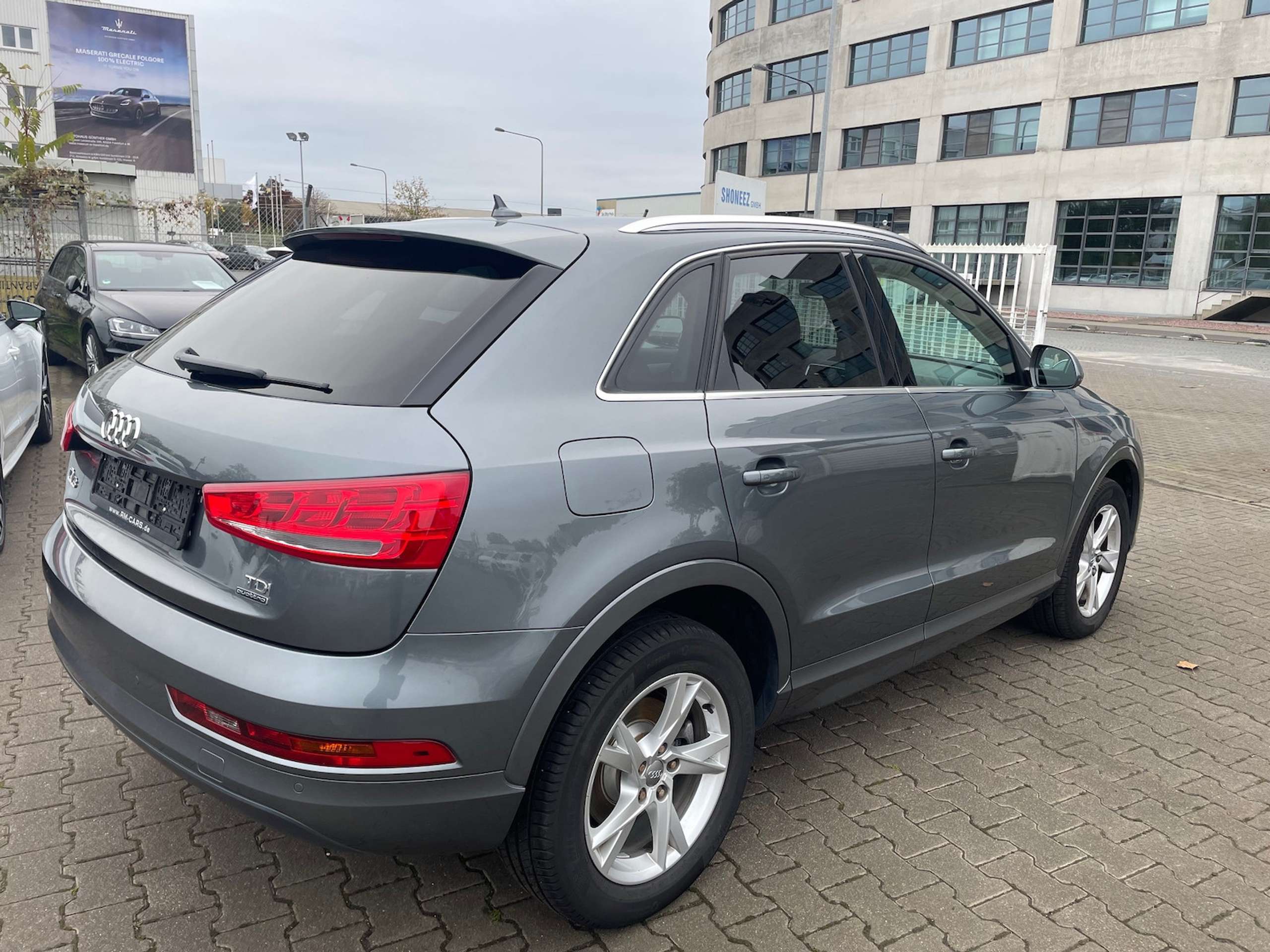 Audi - Q3