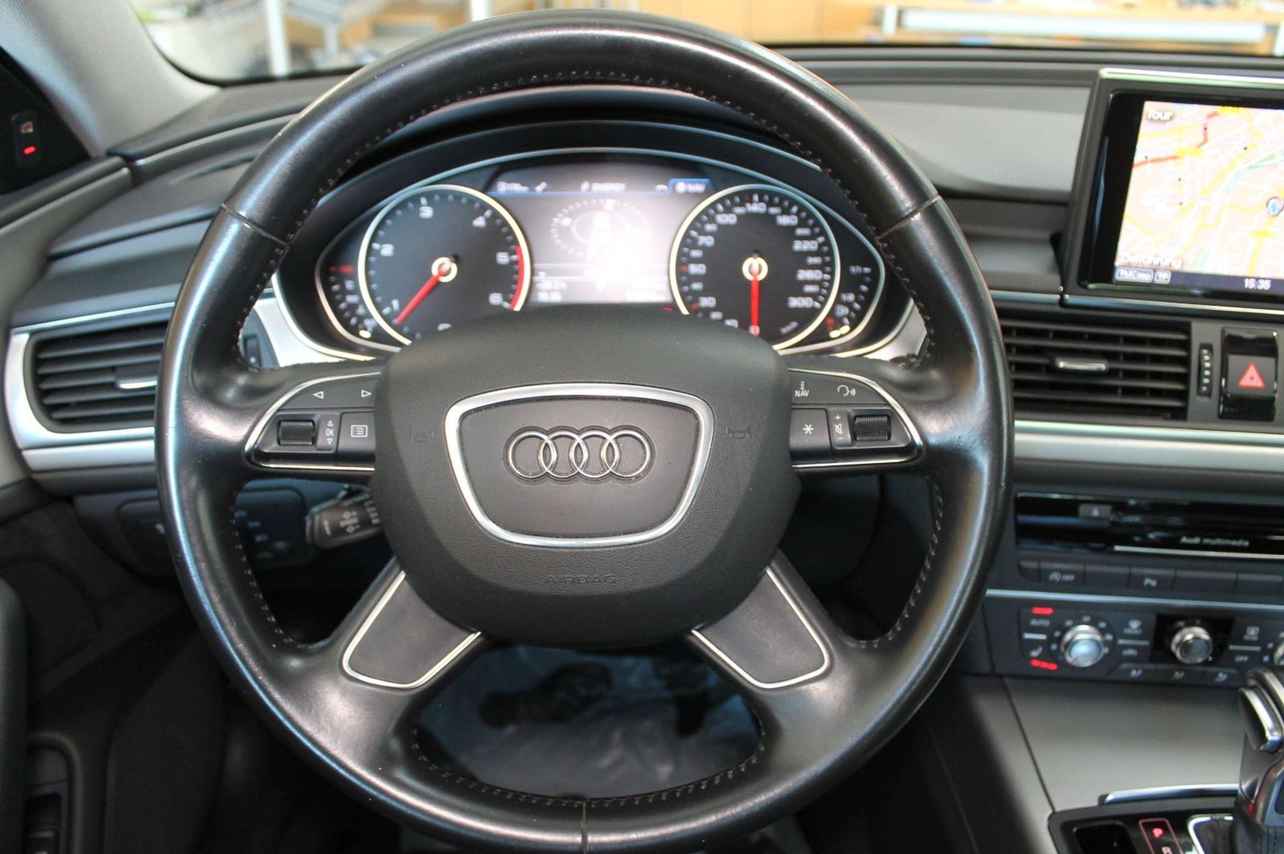 Audi - A6