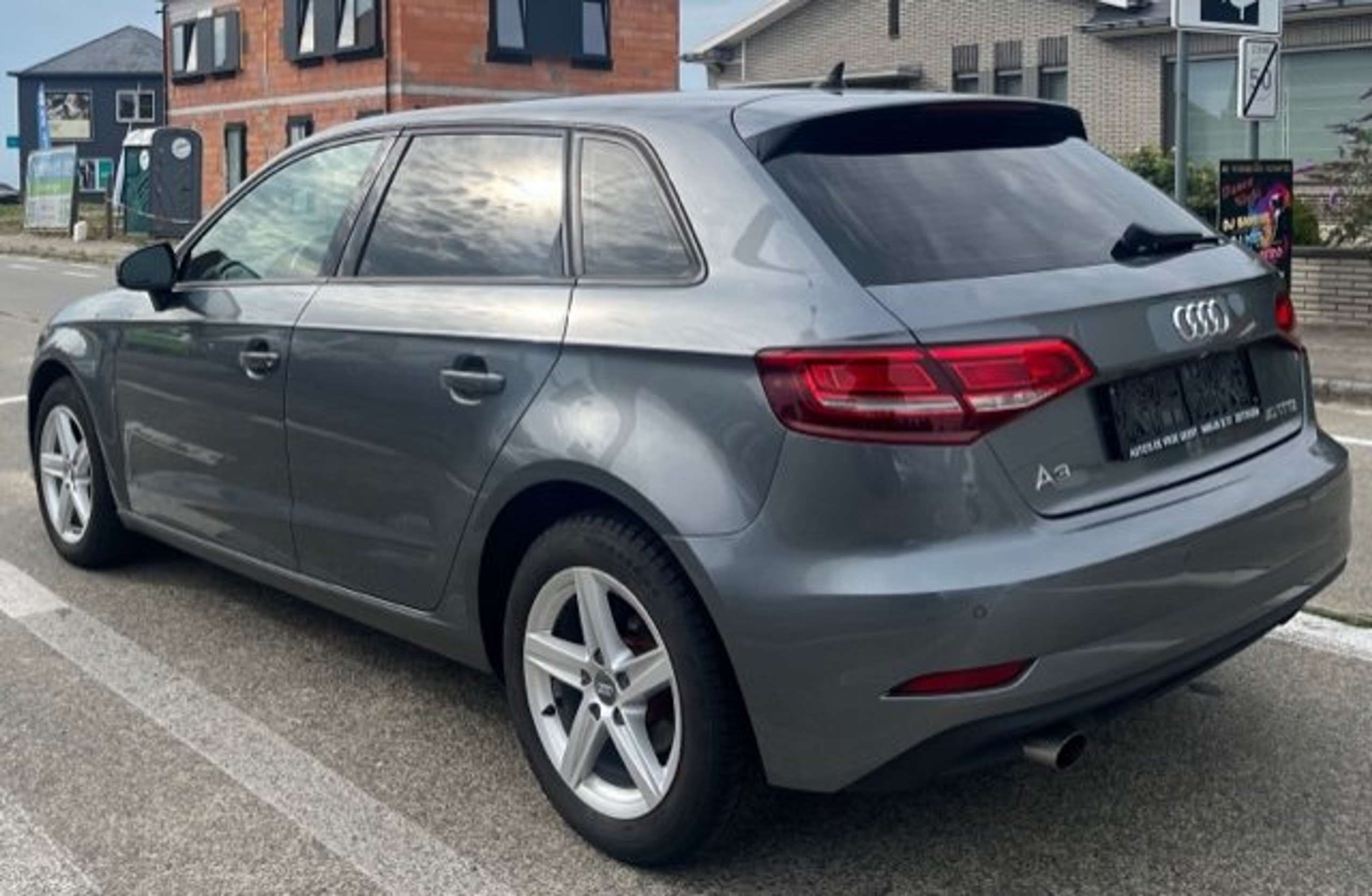 Audi - A3