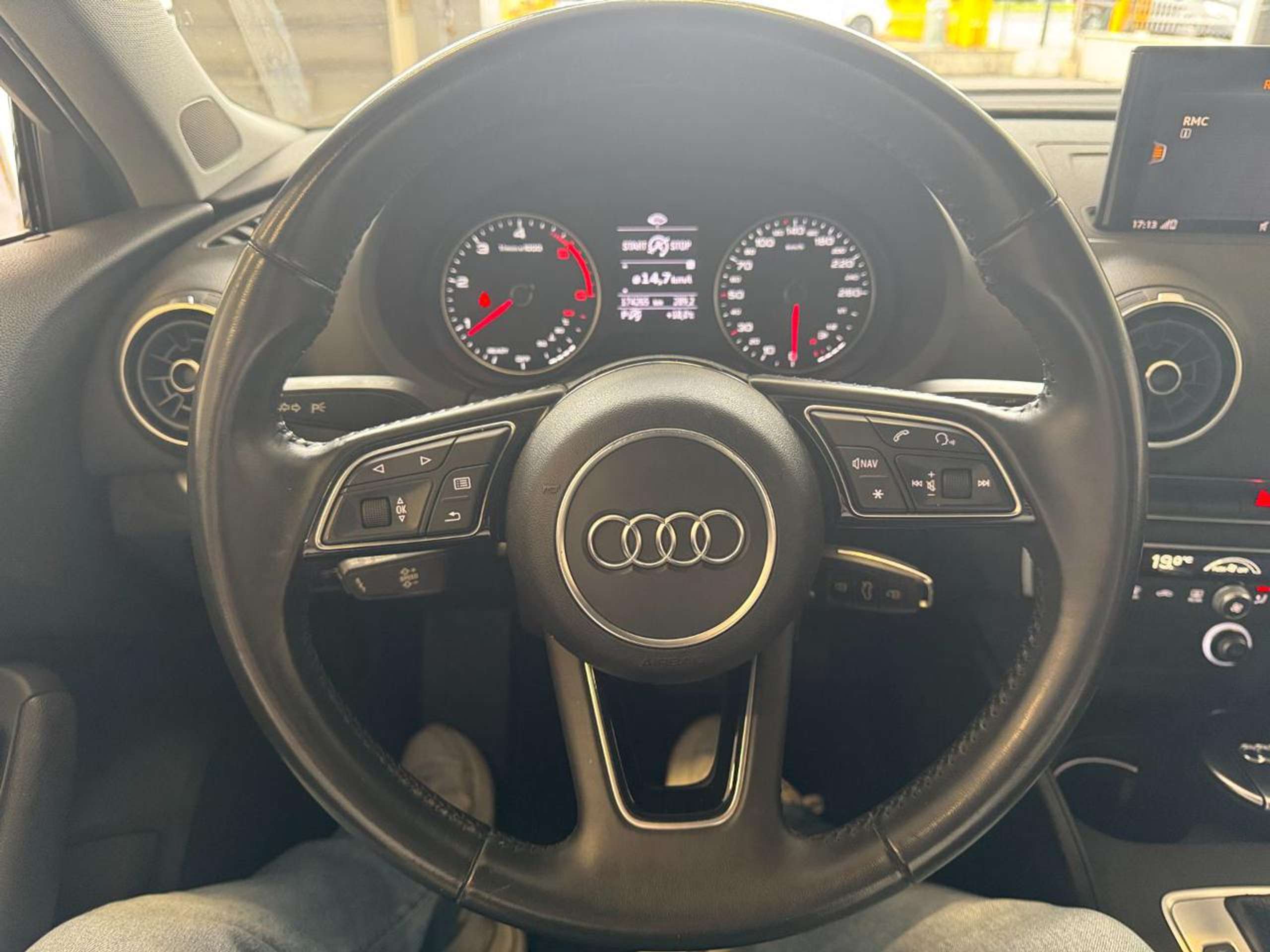 Audi - A3