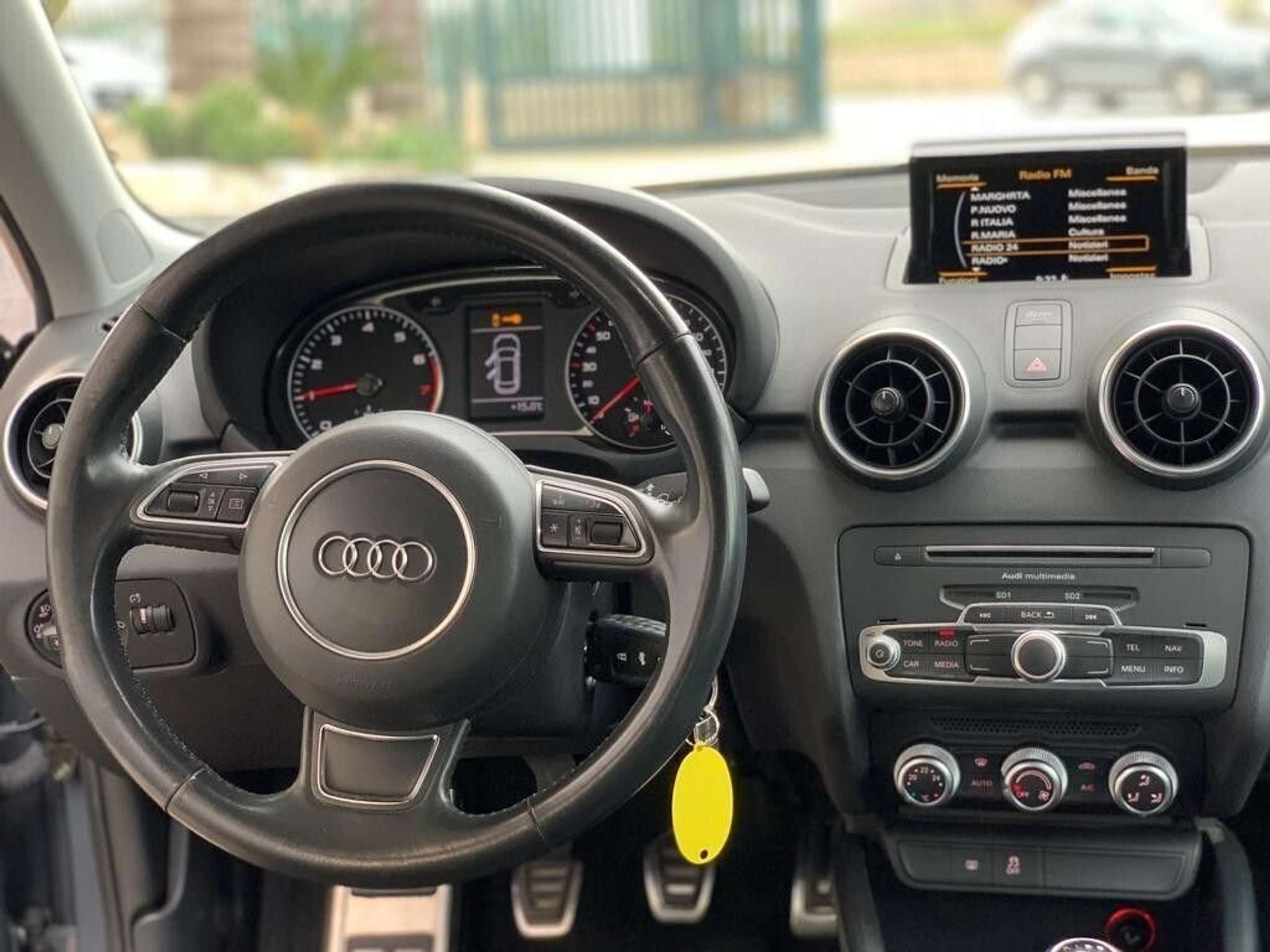 Audi - A1