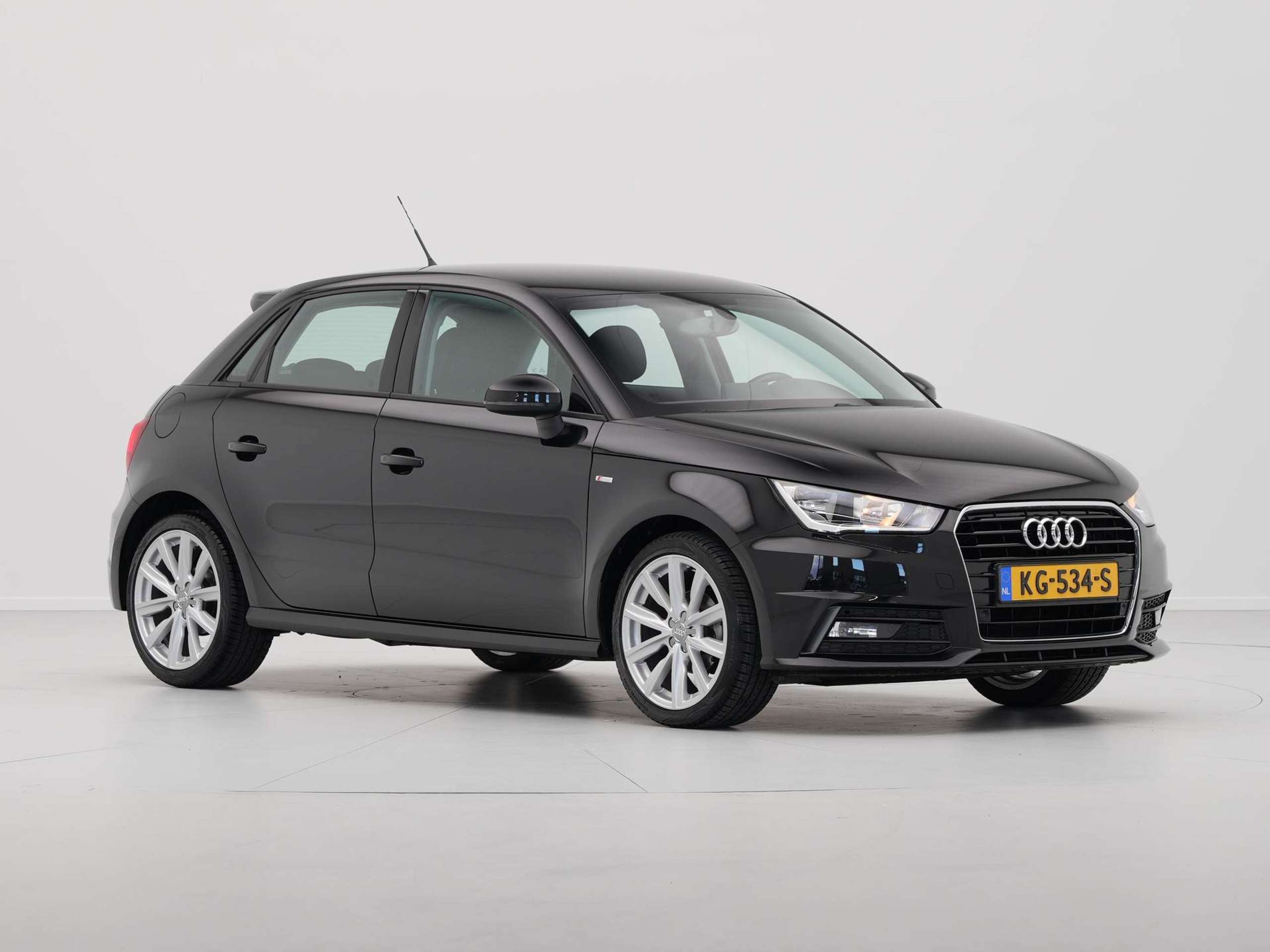 Audi - A1