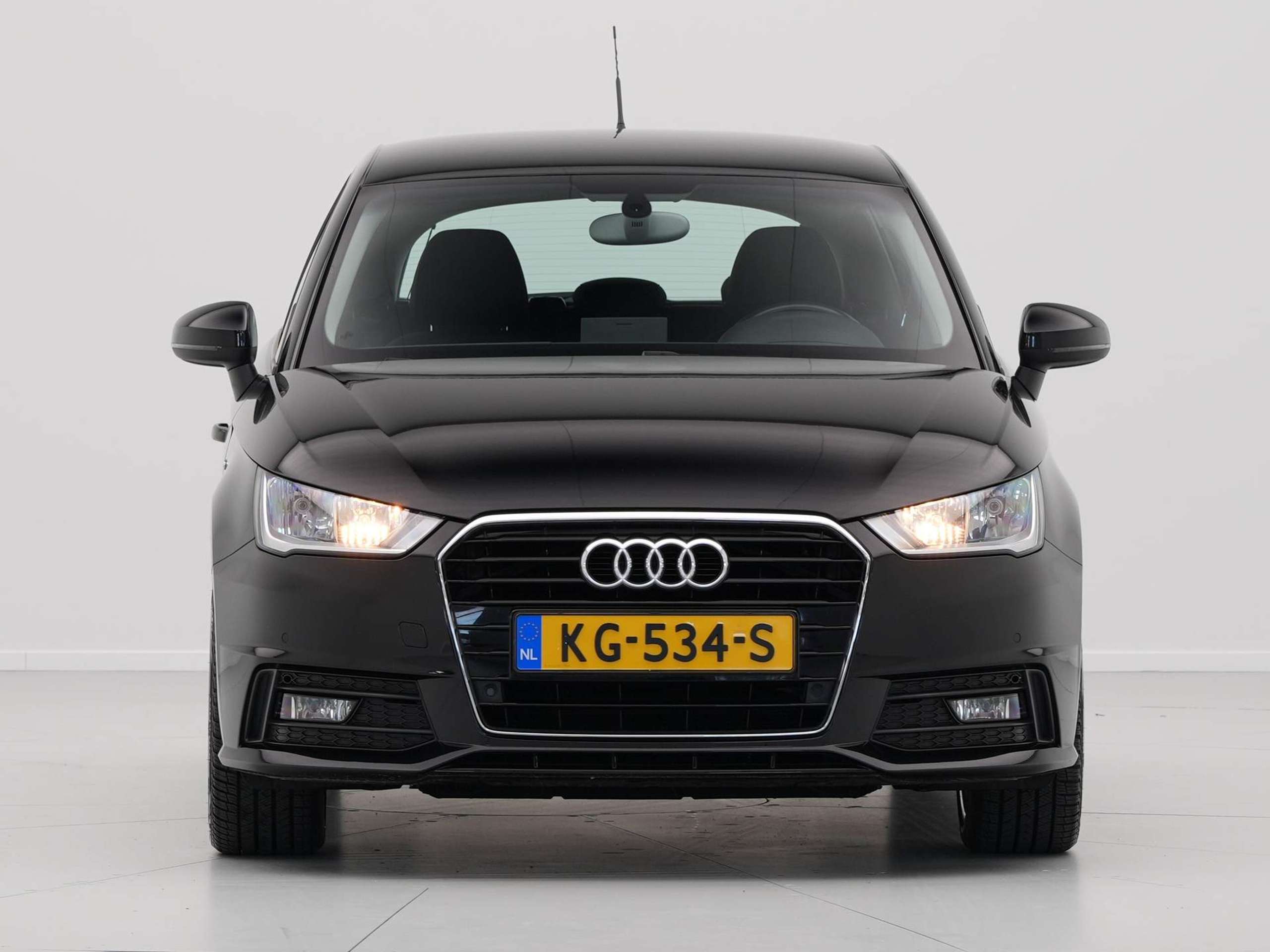 Audi - A1