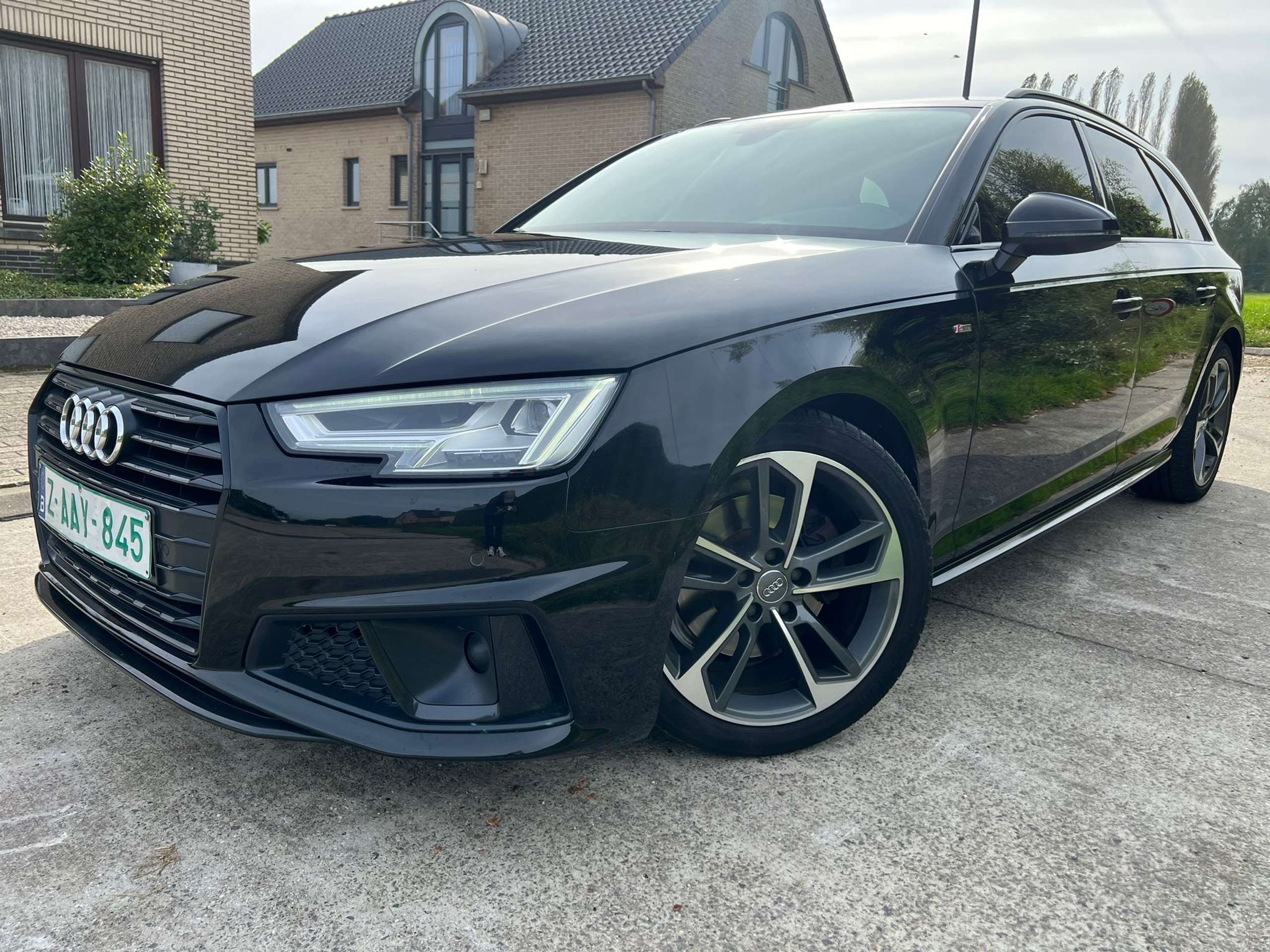 Audi - A4