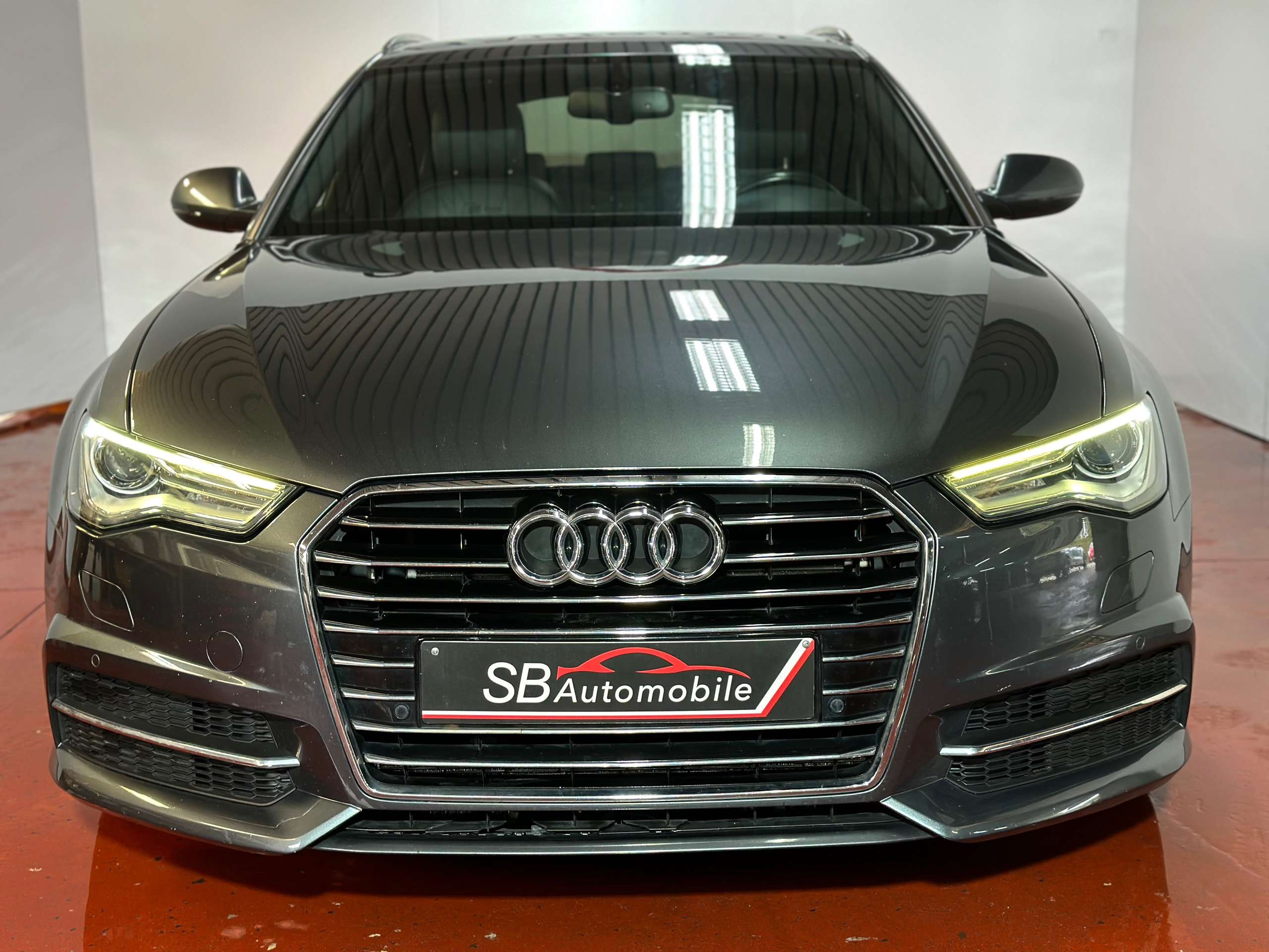 Audi - A6